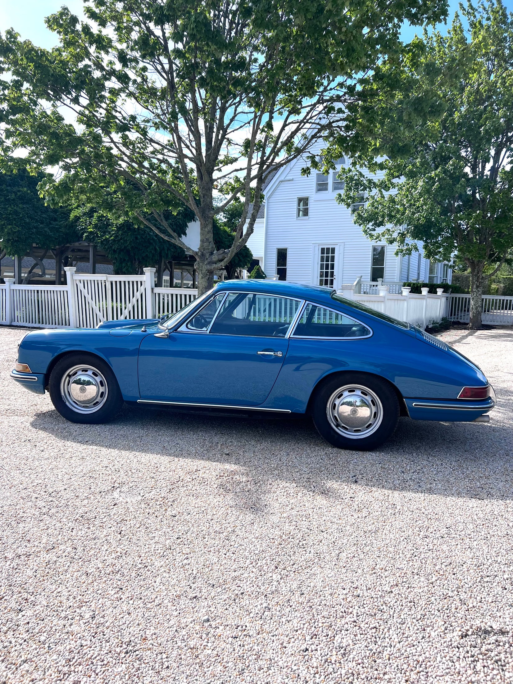 1967 Aga Blue 5-Speed Porsche 912