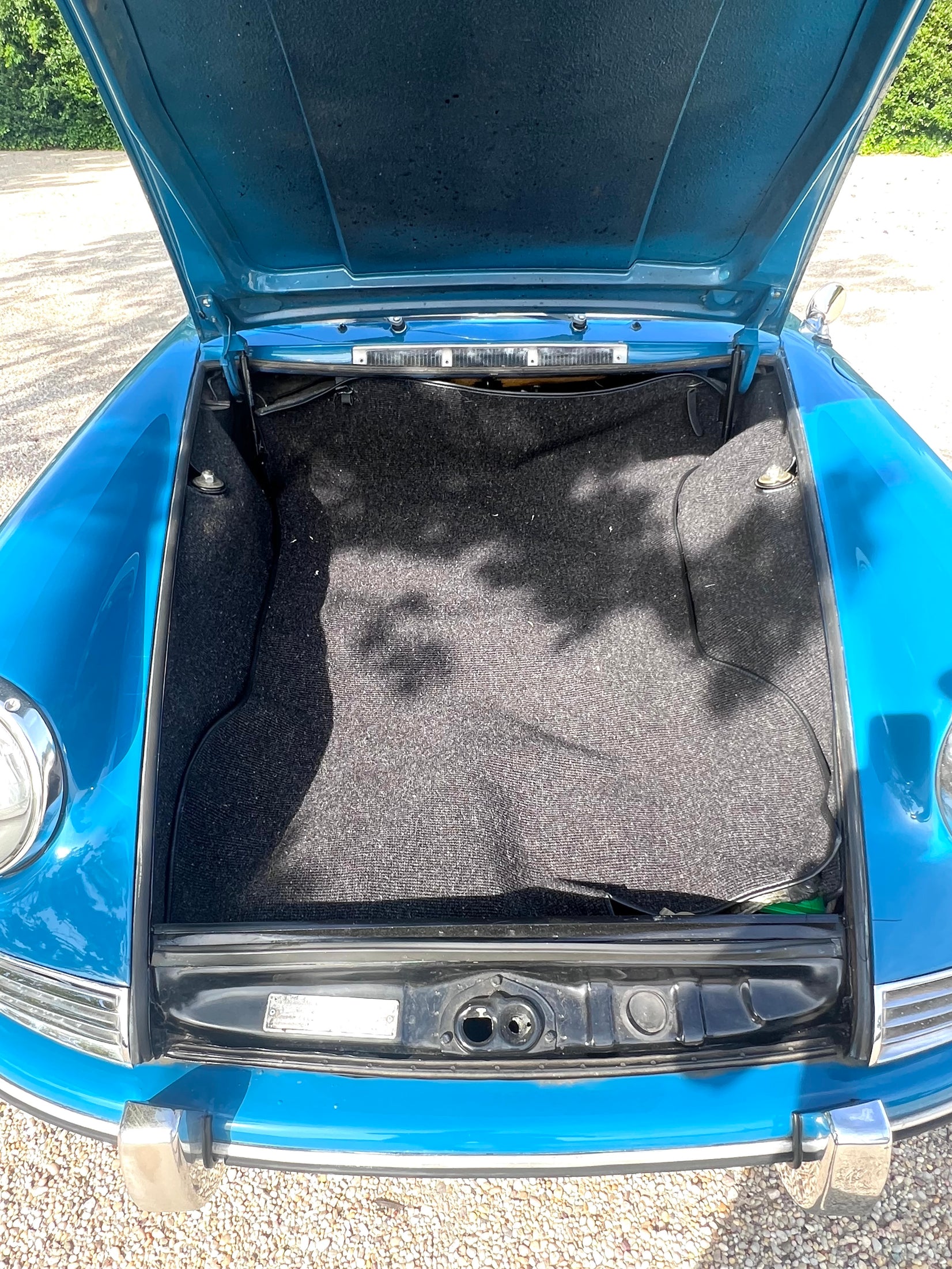 1967 Aga Blue 5-Speed Porsche 912