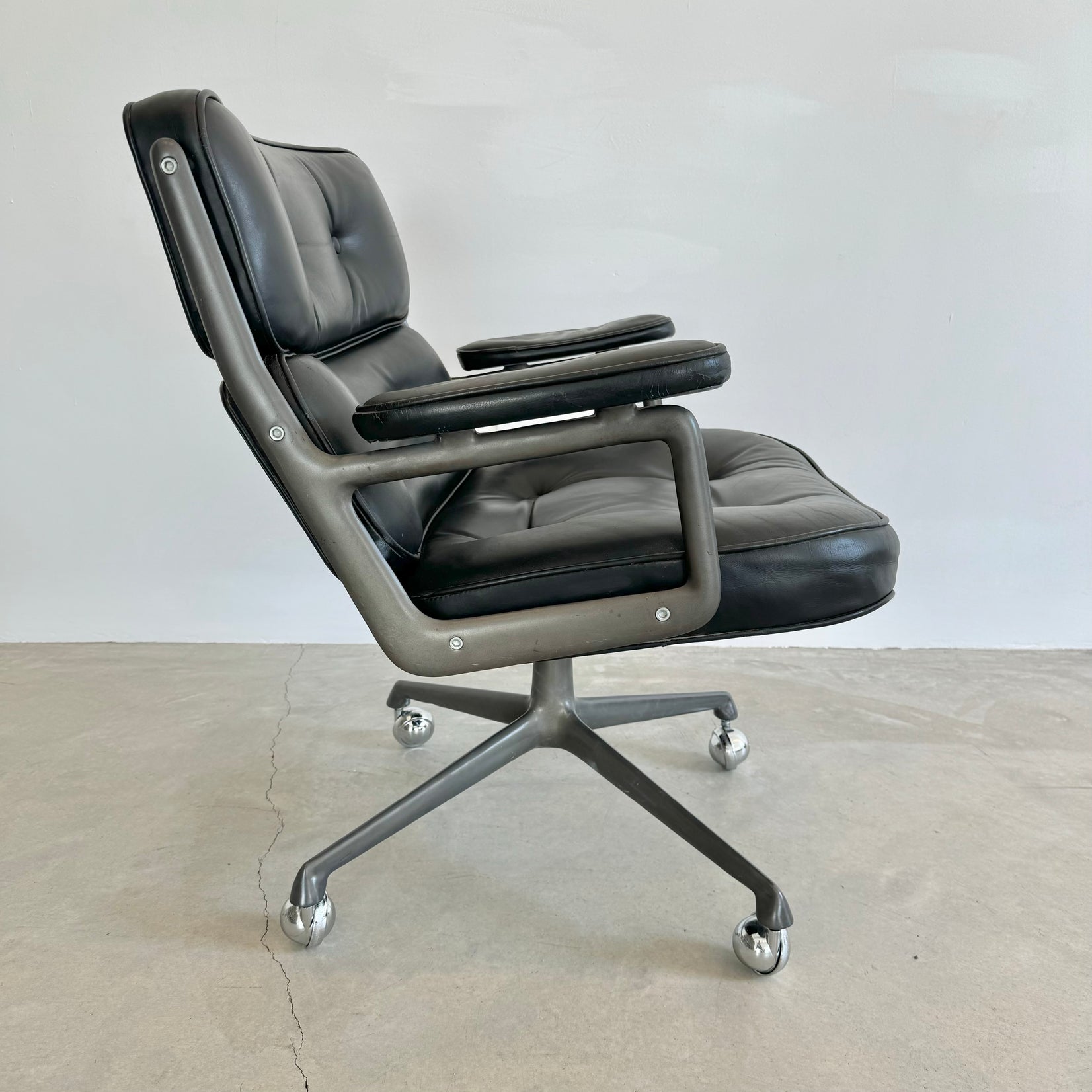 Eames Time Life Lobby Lounge Chair in Black Leather for Herman Miller