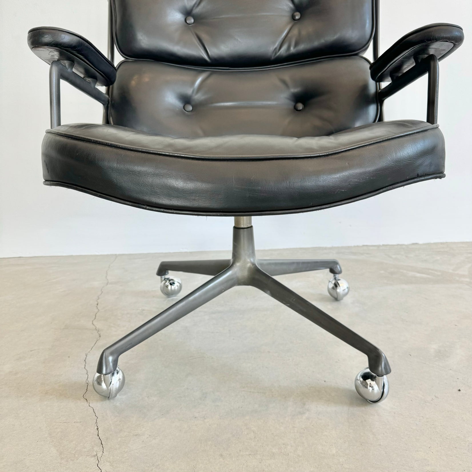 Eames Time Life Lobby Lounge Chair in Black Leather for Herman Miller