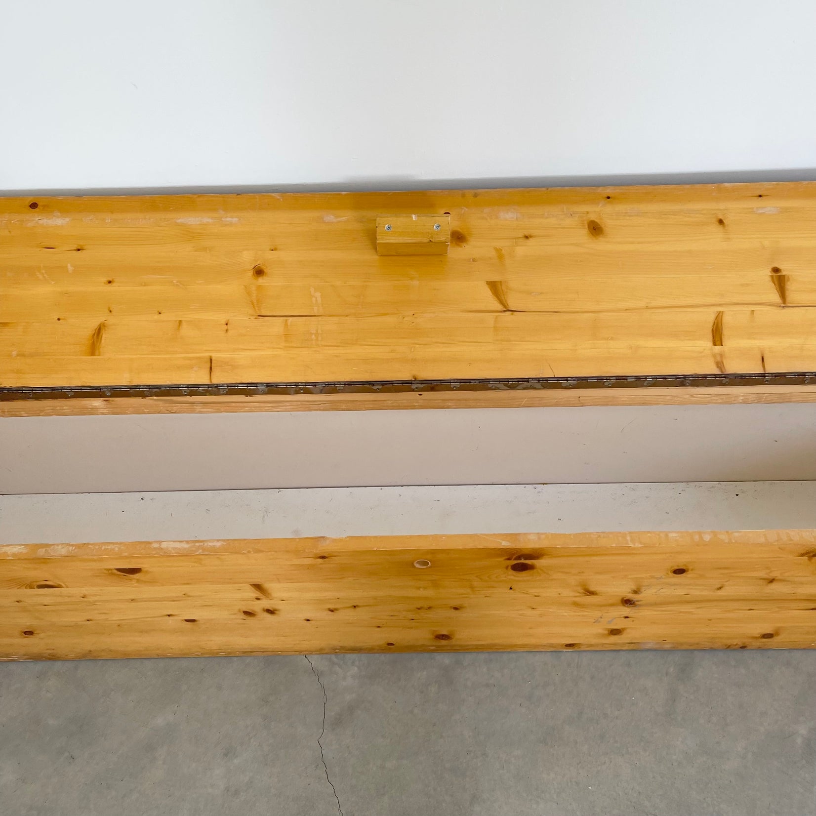 Monumental Charlotte Perriand Pine Storage Bench for Les Arcs, 1960s France