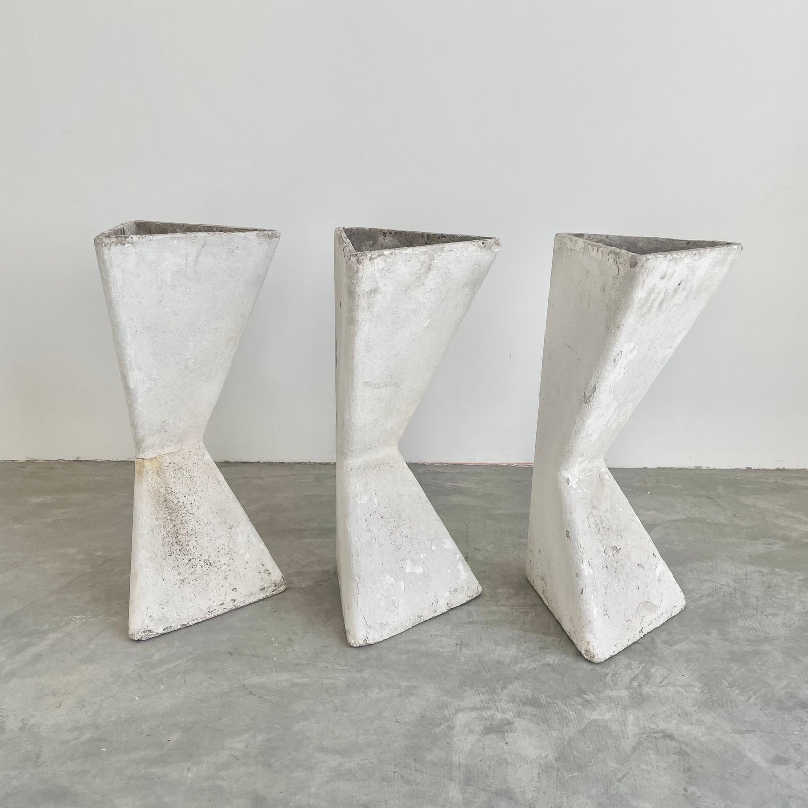 Set of 3 Willy Guhl Sculptural Triangular Planters, 1960s