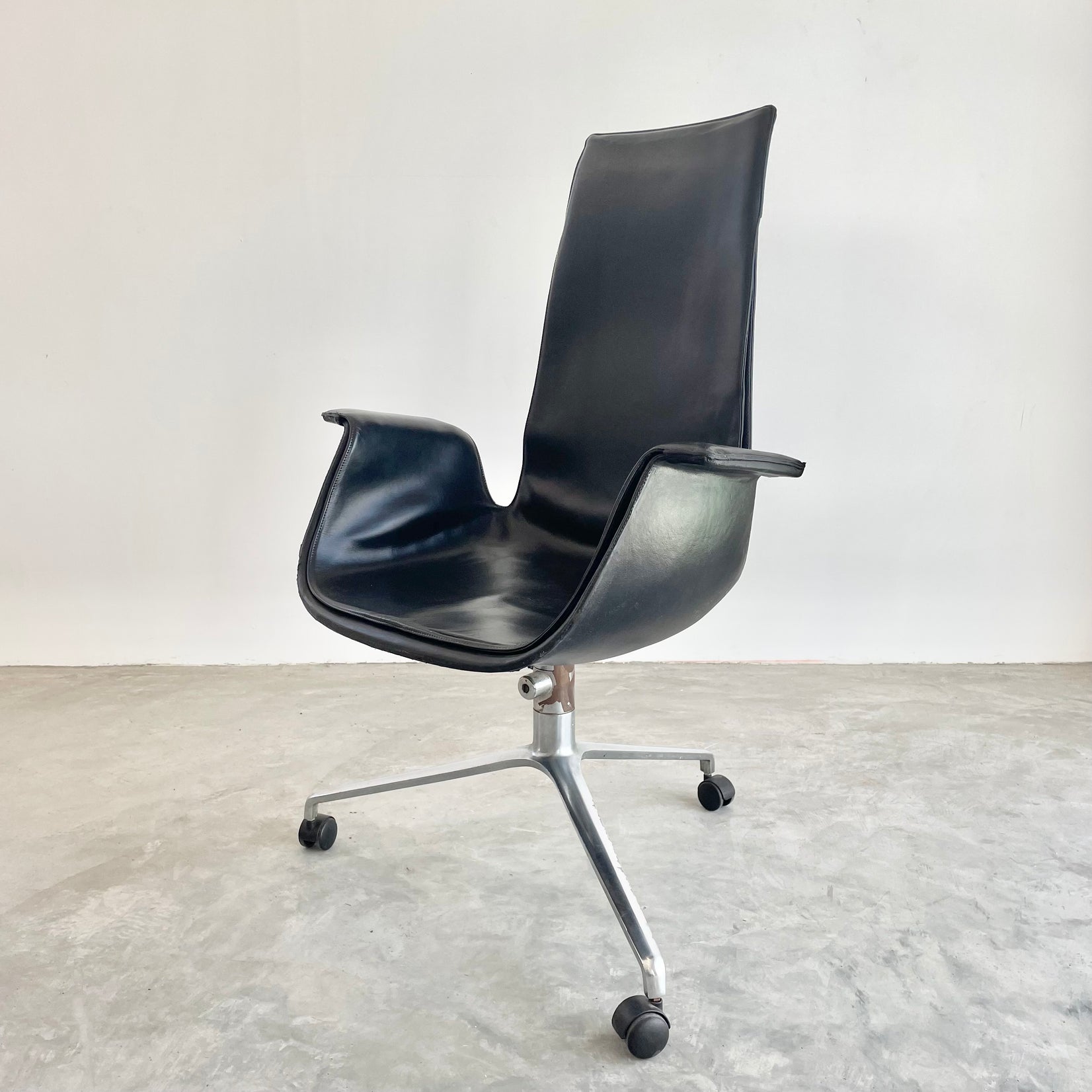 Fabricius Kastholm Leather 'Bird' Chairs