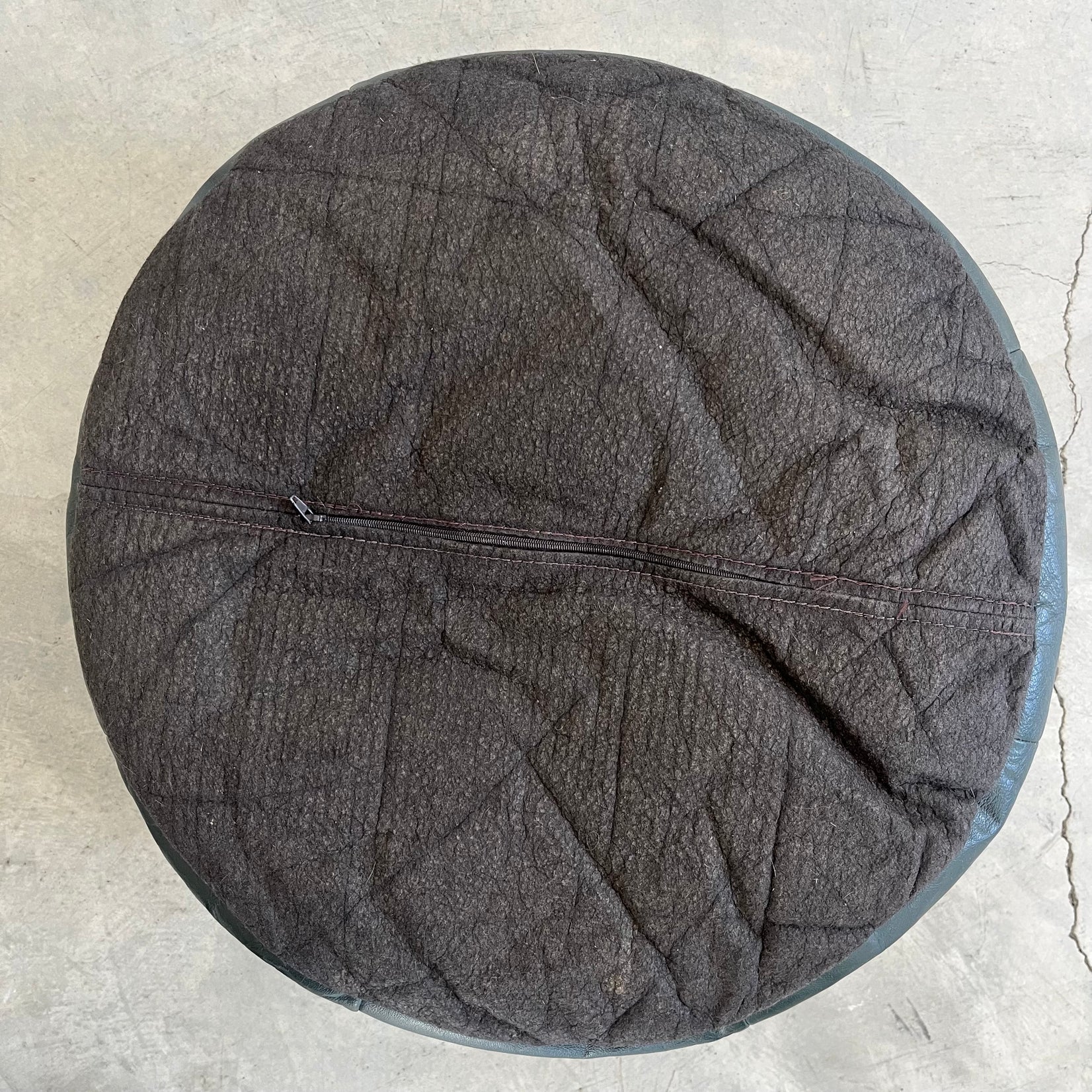 De Sede Green Leather Patchwork Ottoman, 1970s Switzerland