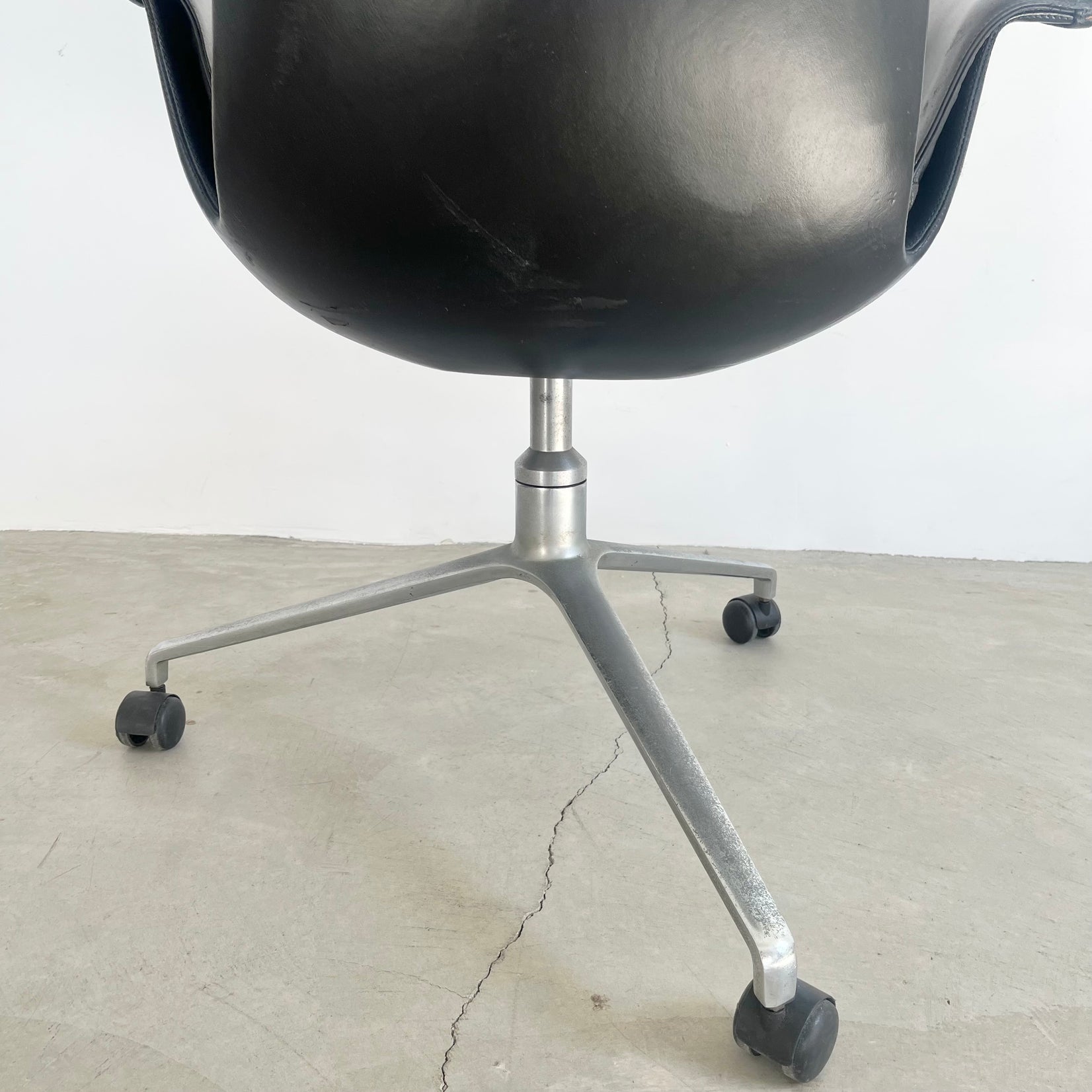 Fabricius Kastholm Leather 'Bird' Chairs