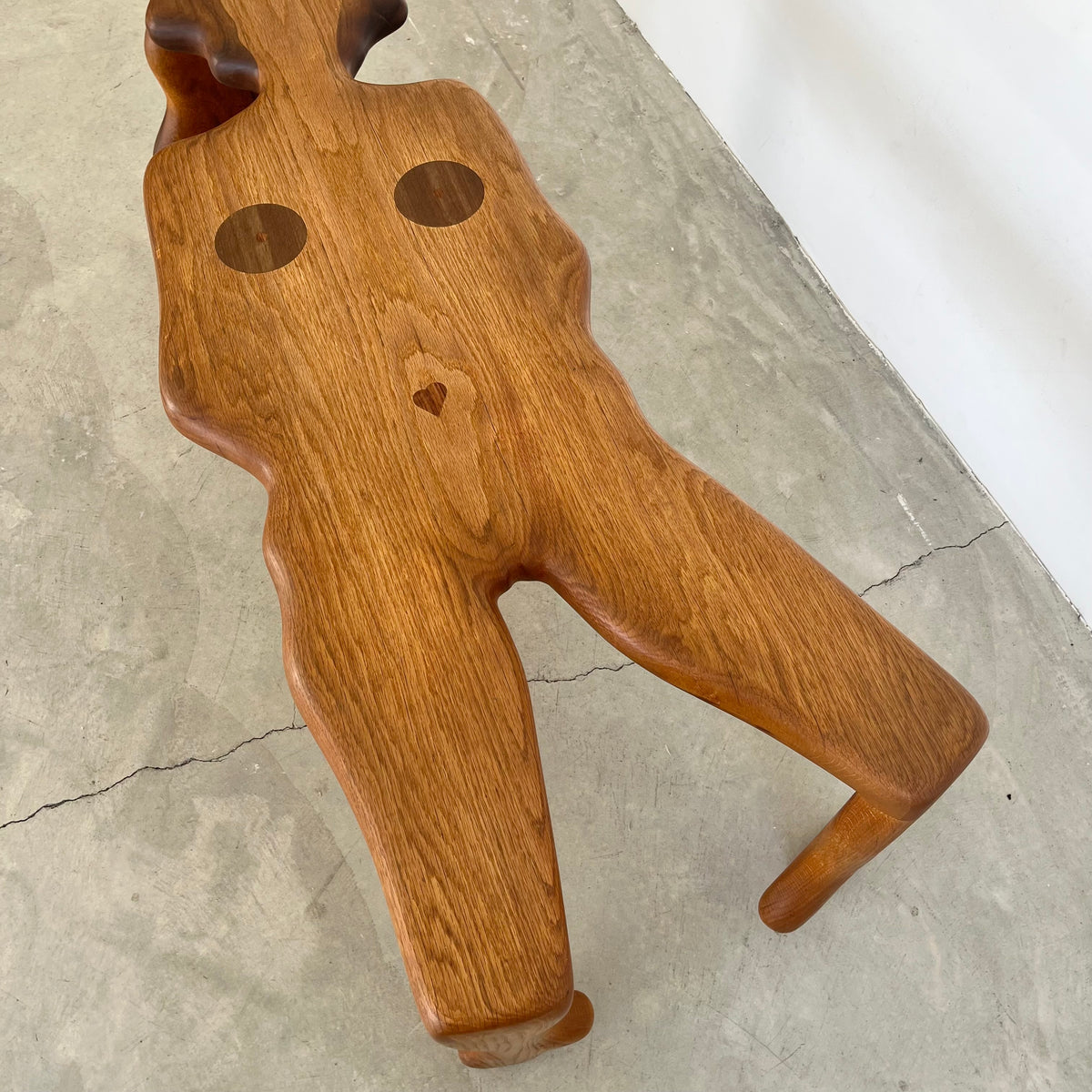 "Lady Table"