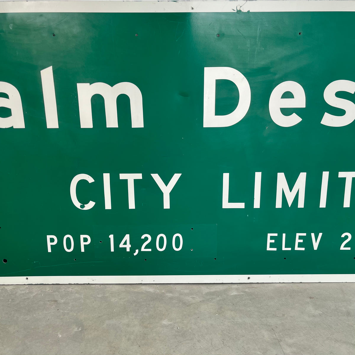 Palm Desert City Limit Highway Sign