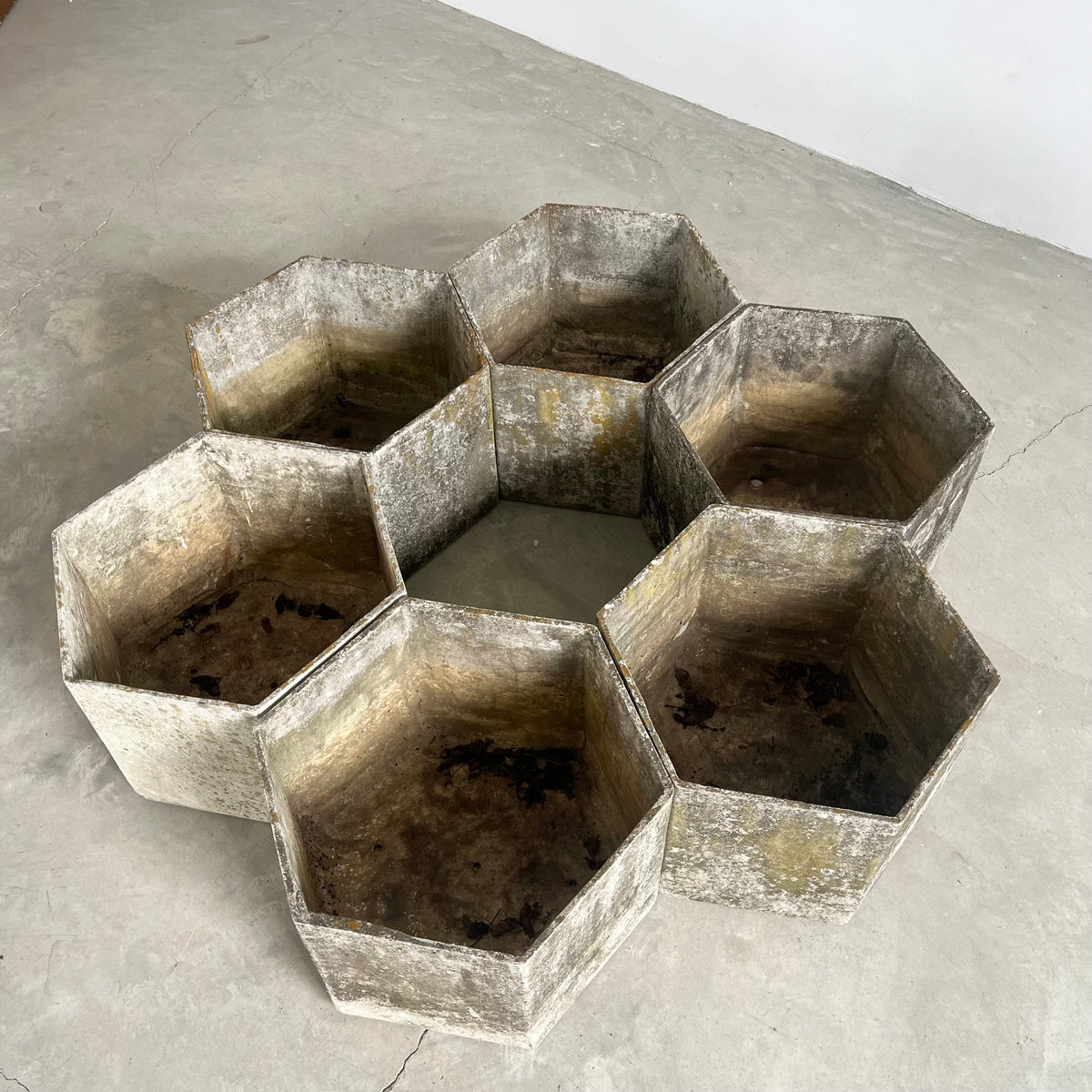 Hexagonal Fibercement Planters