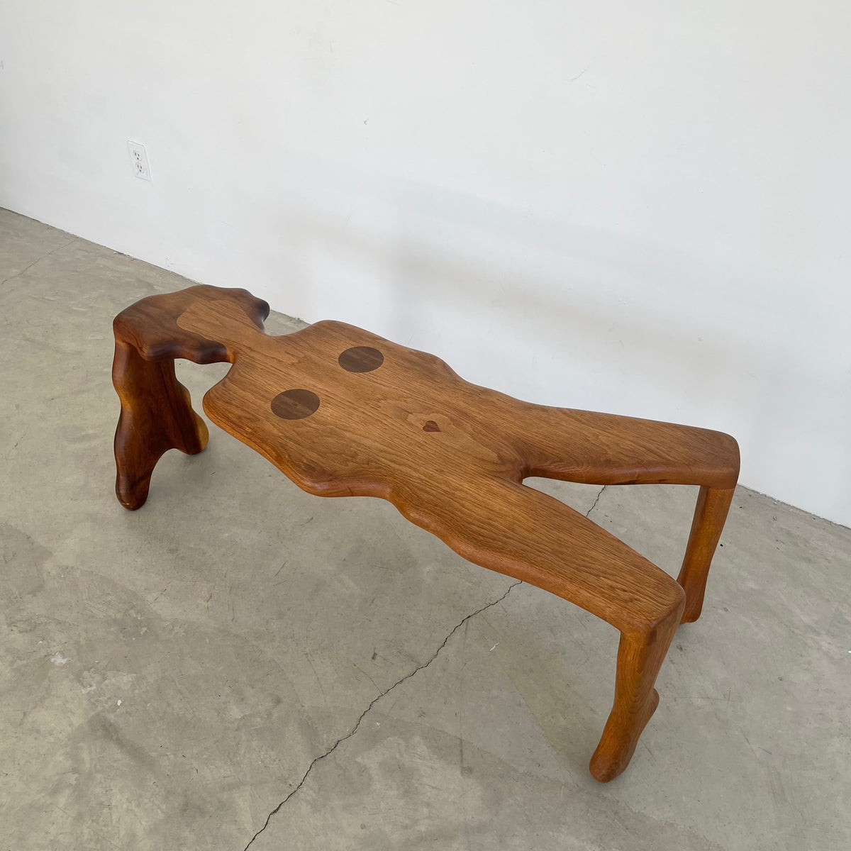 "Lady Table"