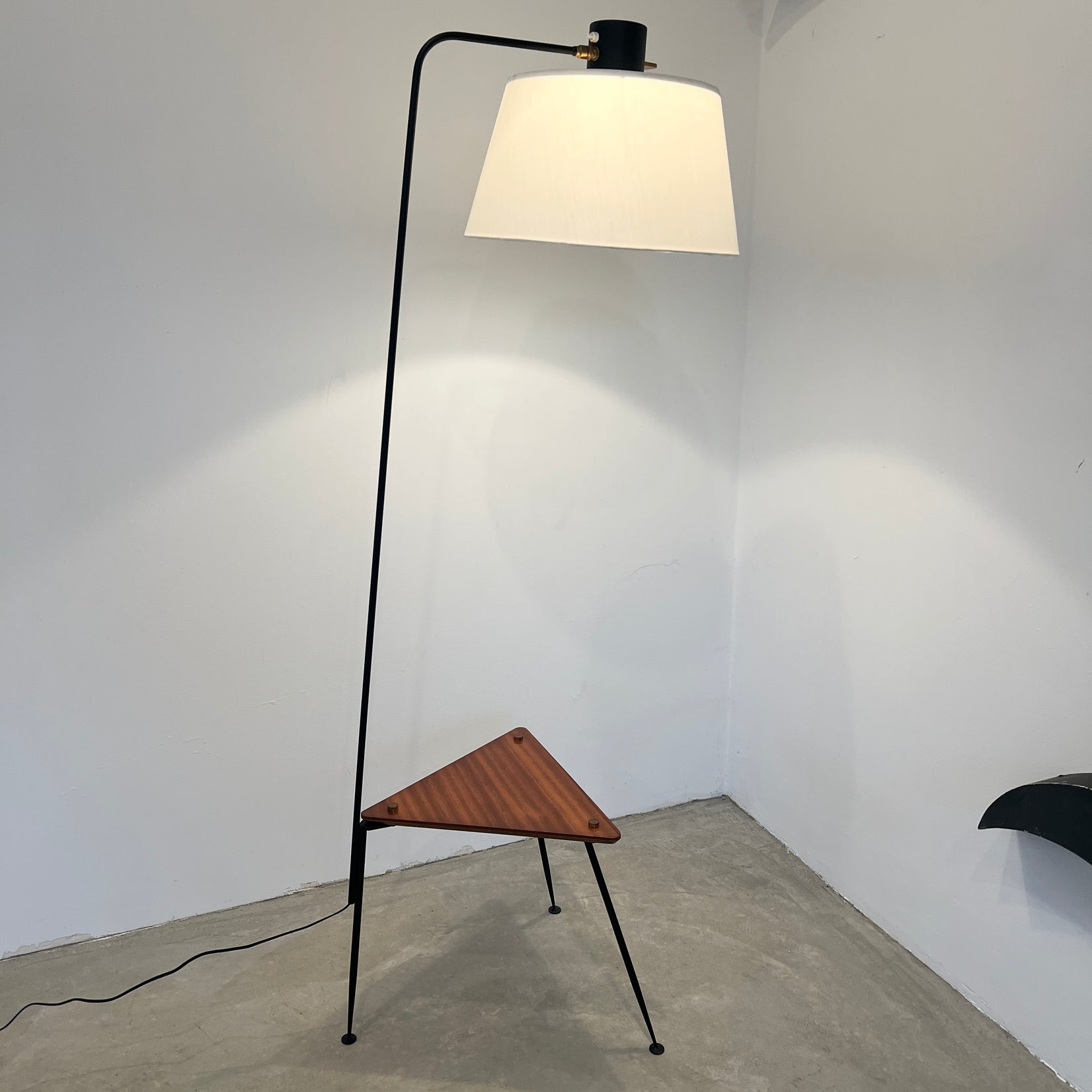 Floor Lamp with Triangular Side Table