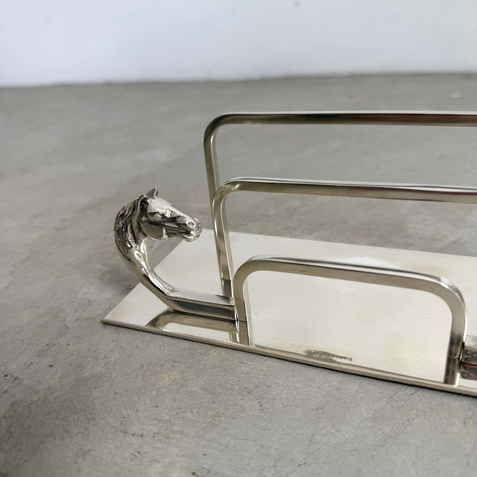 Hermes Mail Holder