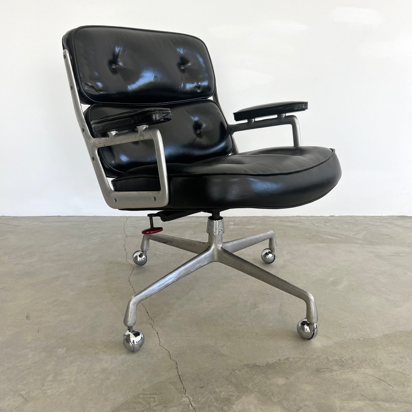 Eames Time Life Chair in Black Leather for Herman Miller, 1980s USA