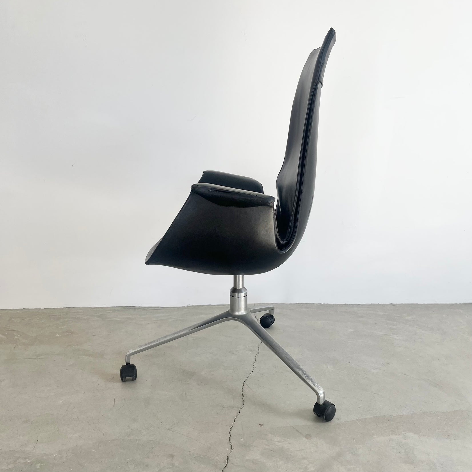 Fabricius Kastholm Leather 'Bird' Chairs
