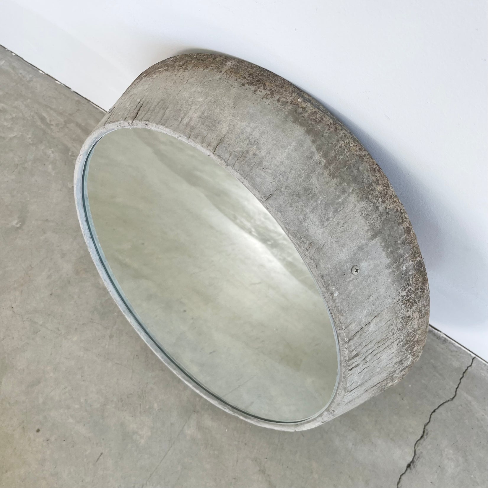 Circular Concrete Mirror