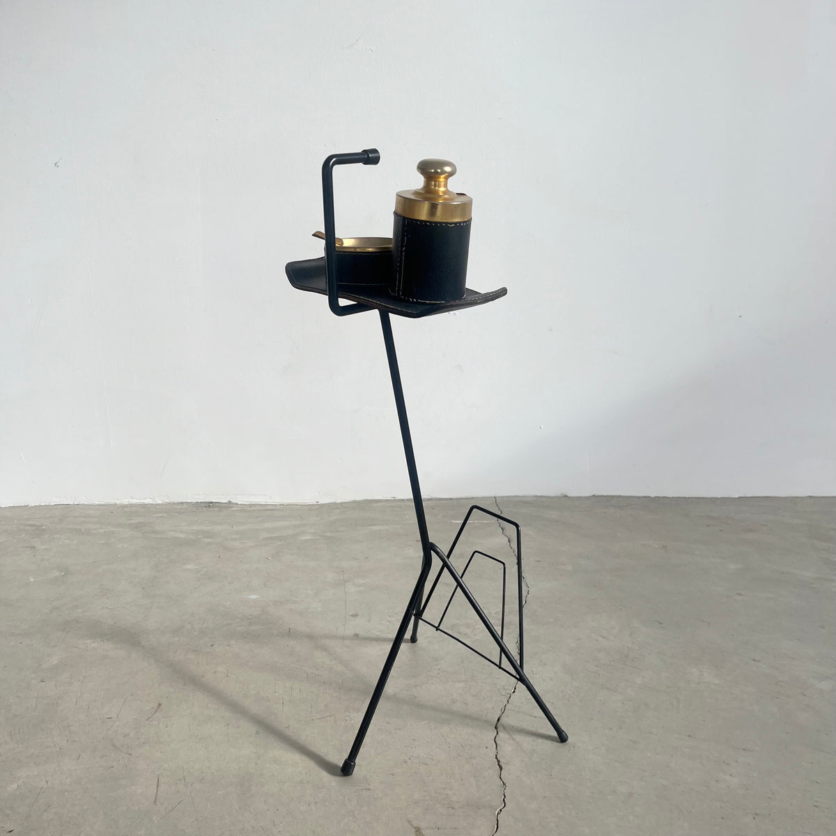 Smoking Stand