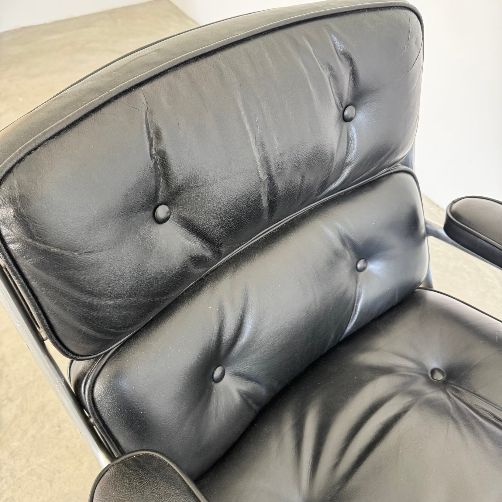 Time Life Chair in Black Leather