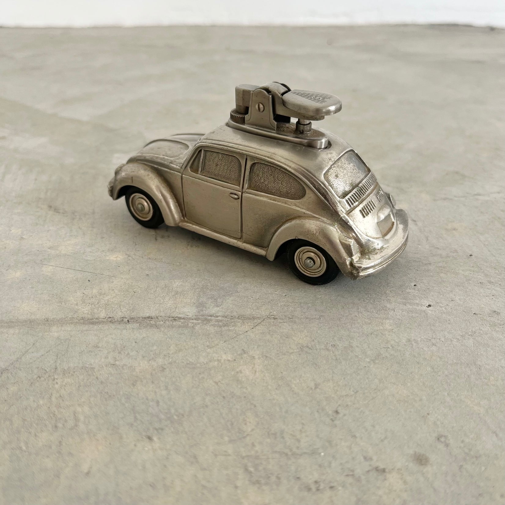 Volkswagen Beetle Table Lighter
