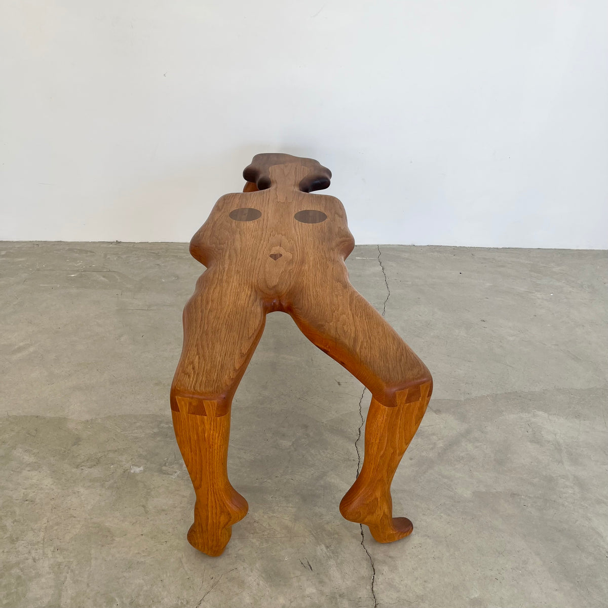 "Lady Table"