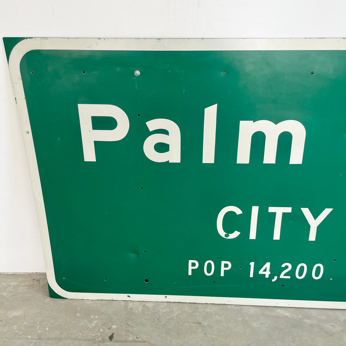 Palm Desert City Limit Highway Sign