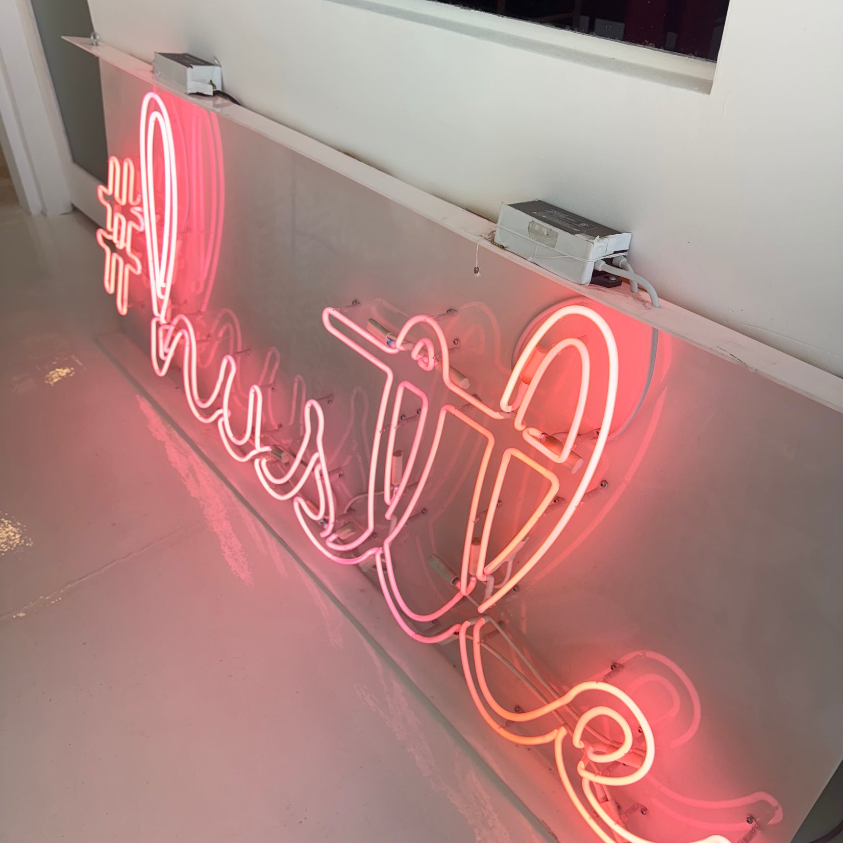 Pink Neon Hustle Sign
