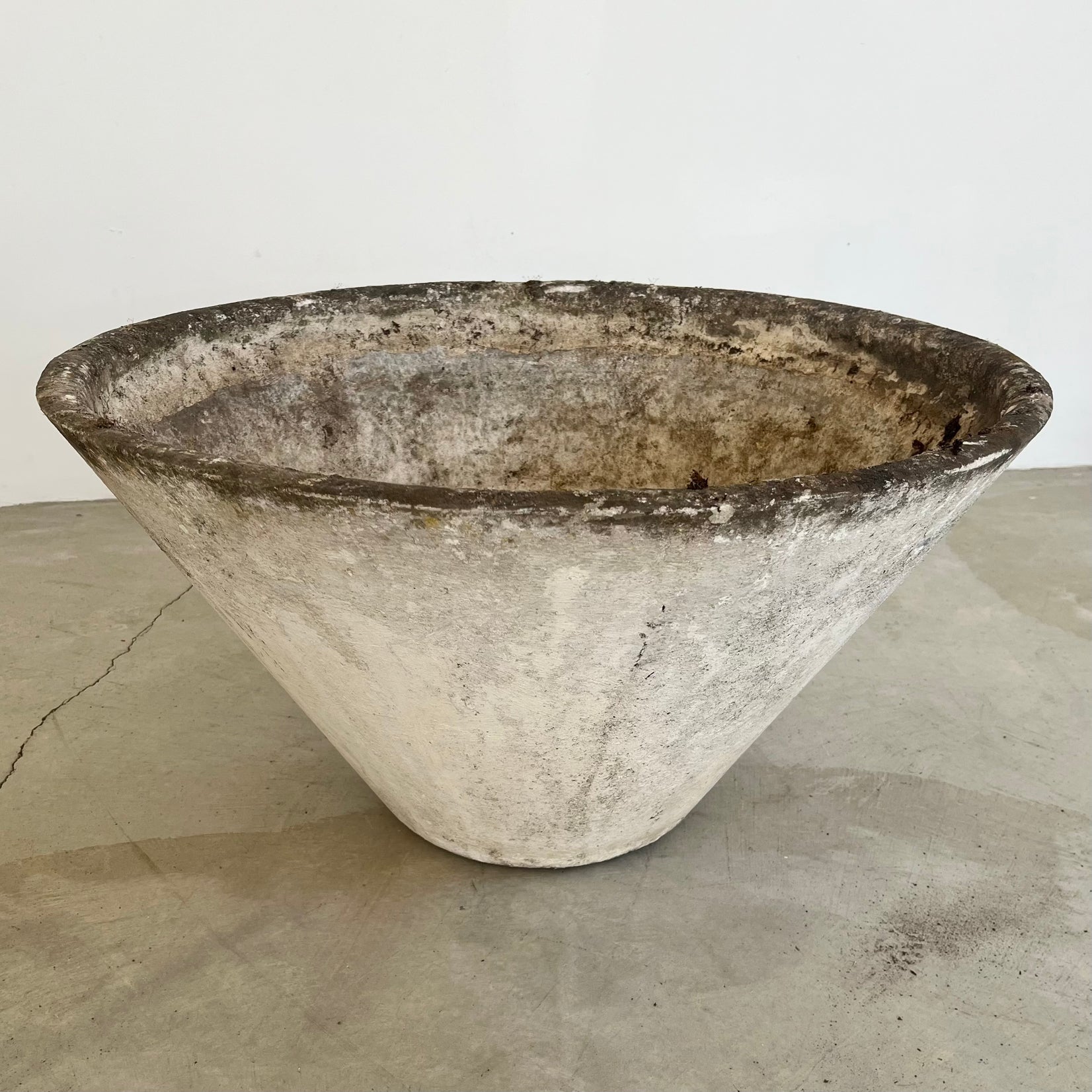 Willy Guhl Concrete Cone Flower Pot, 1960s Switzerland