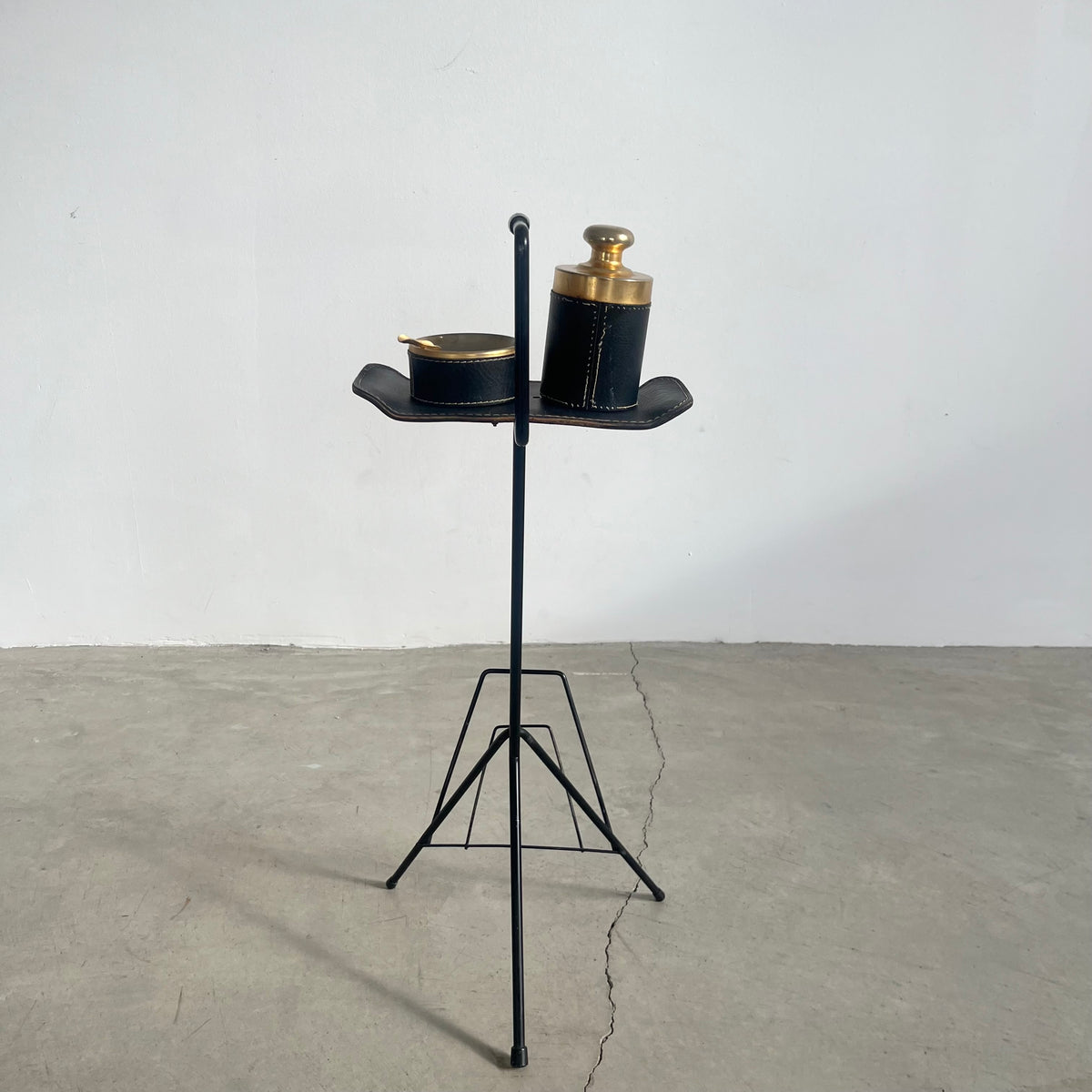 Smoking Stand