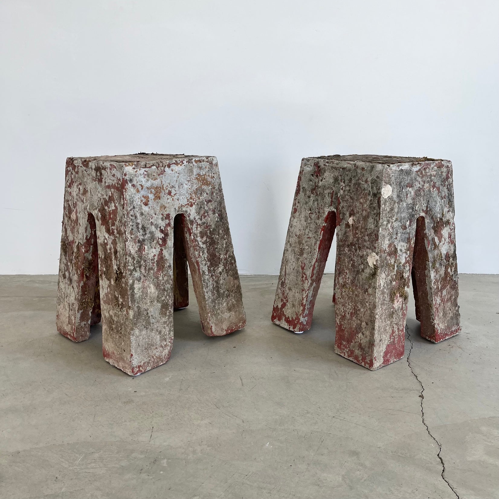 Pair of Sculptural Concrete Stools or Side Tables, 1960s France