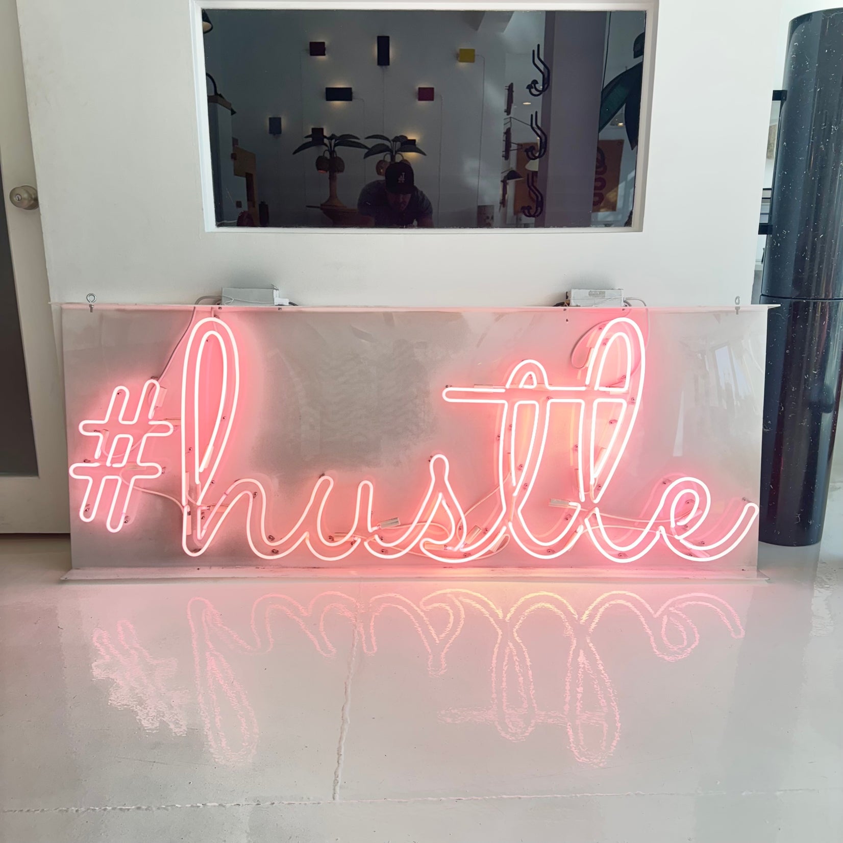 Pink Neon Hustle Sign