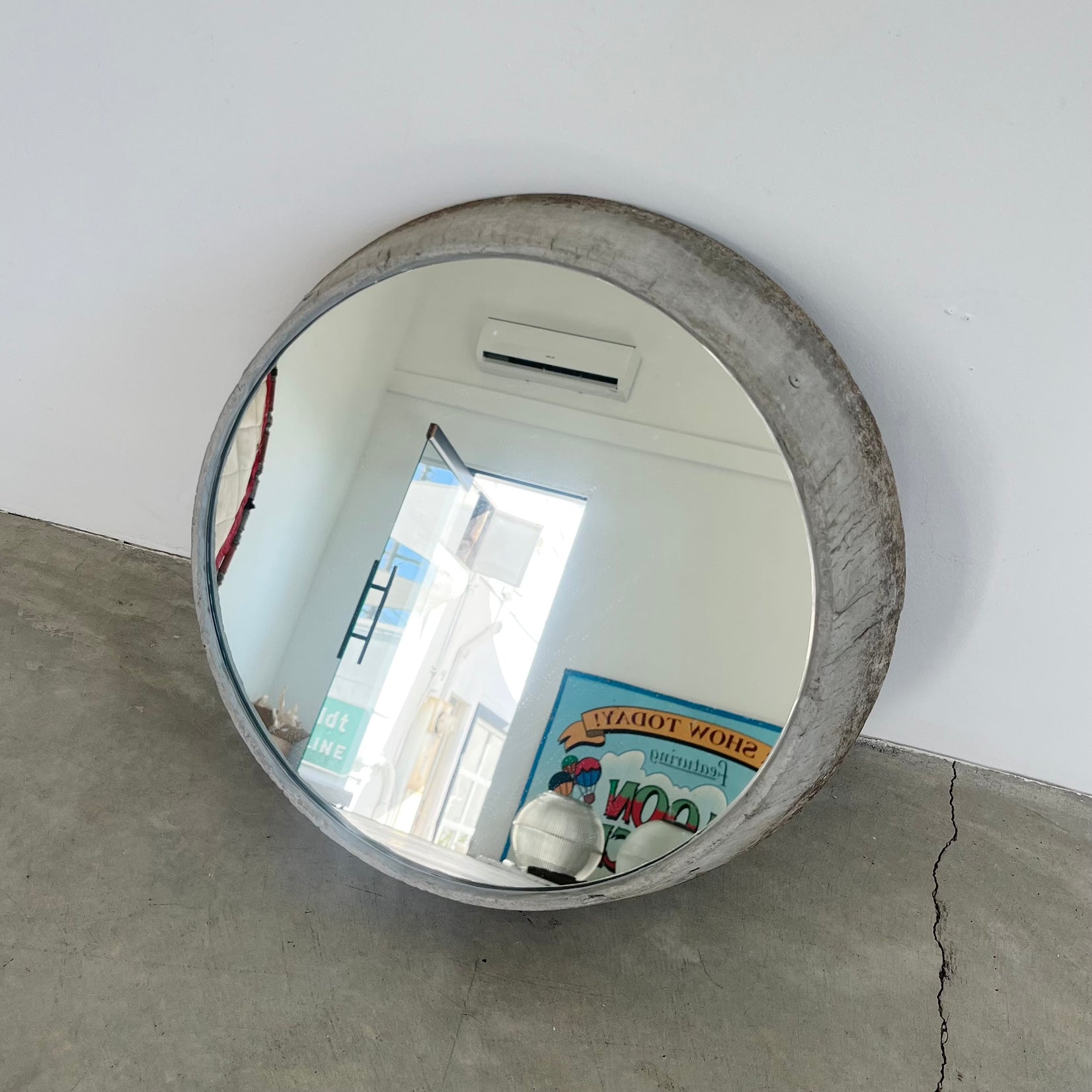 Circular Concrete Mirror