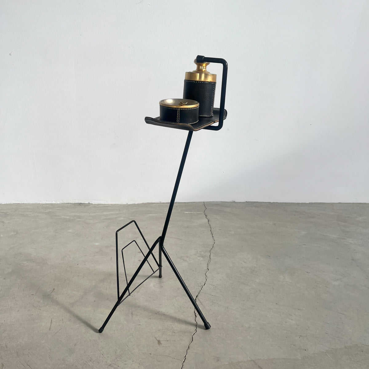 Smoking Stand