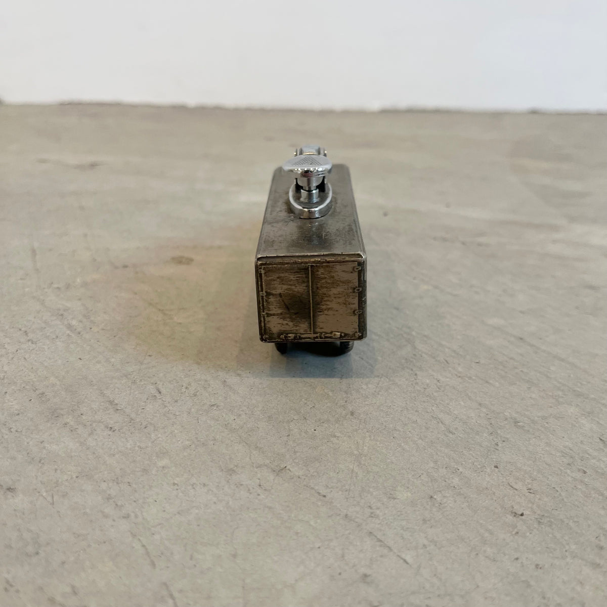 Semi Truck Table Lighter