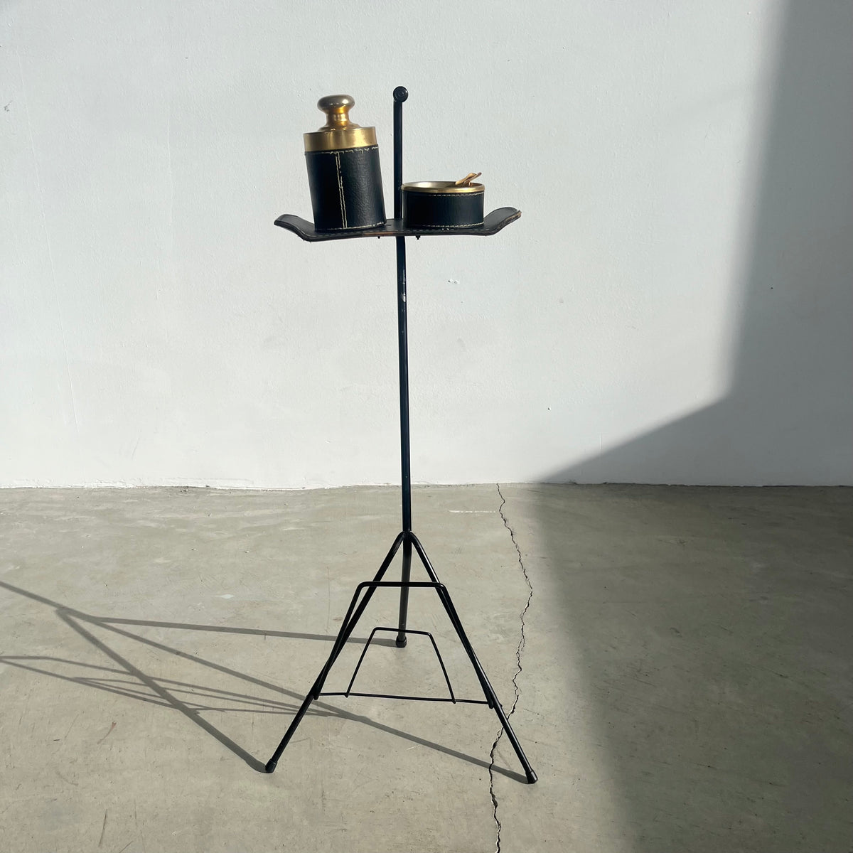 Smoking Stand