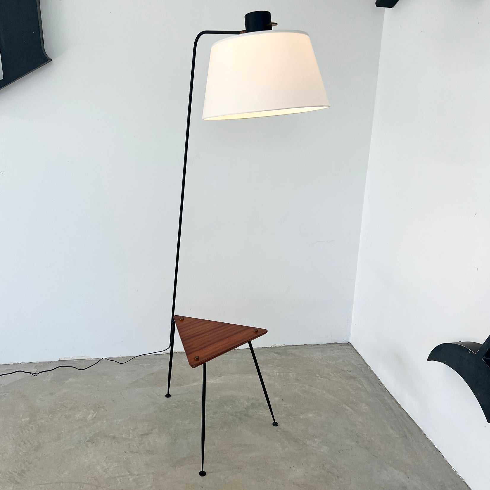 Floor Lamp with Triangular Side Table