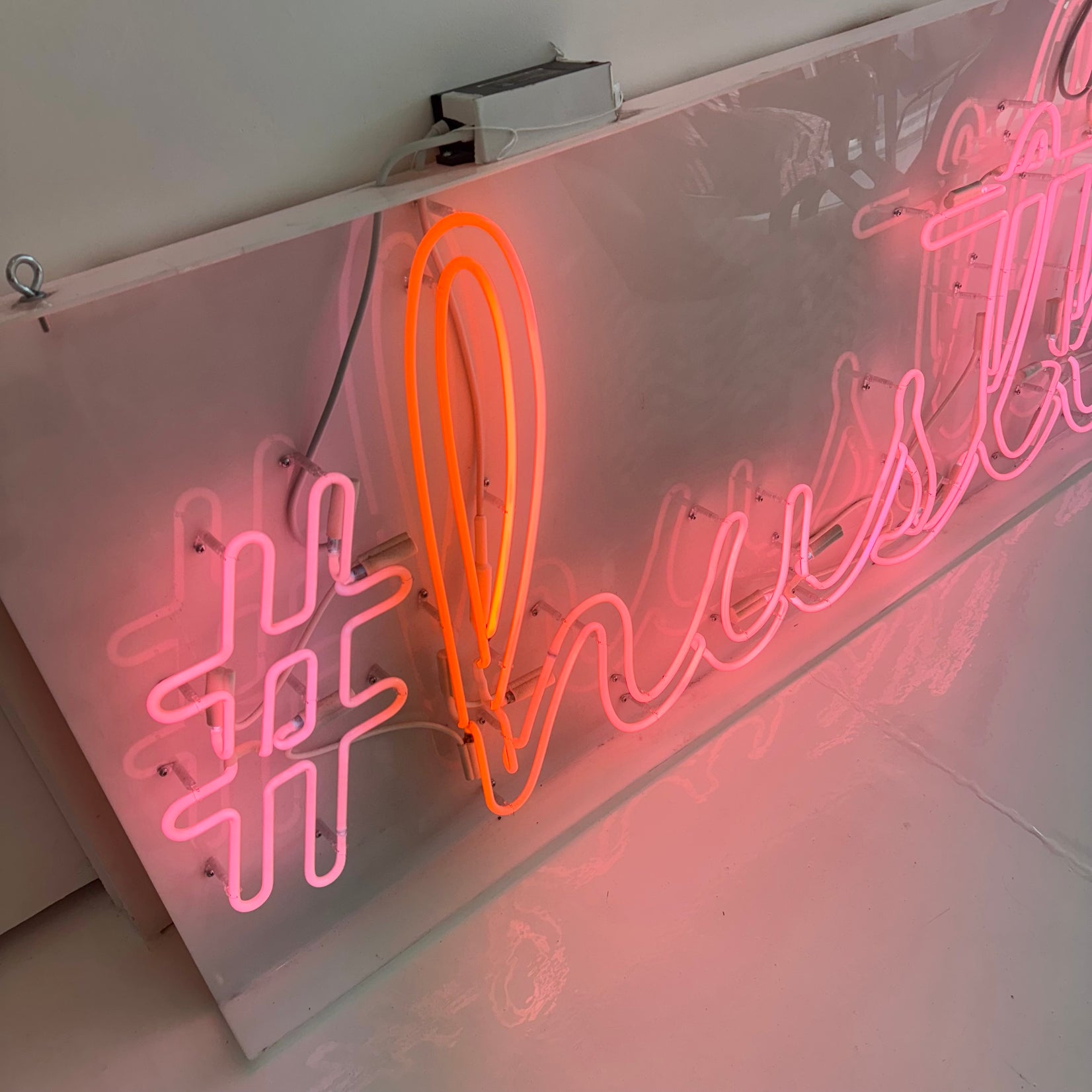 Pink Neon Hustle Sign