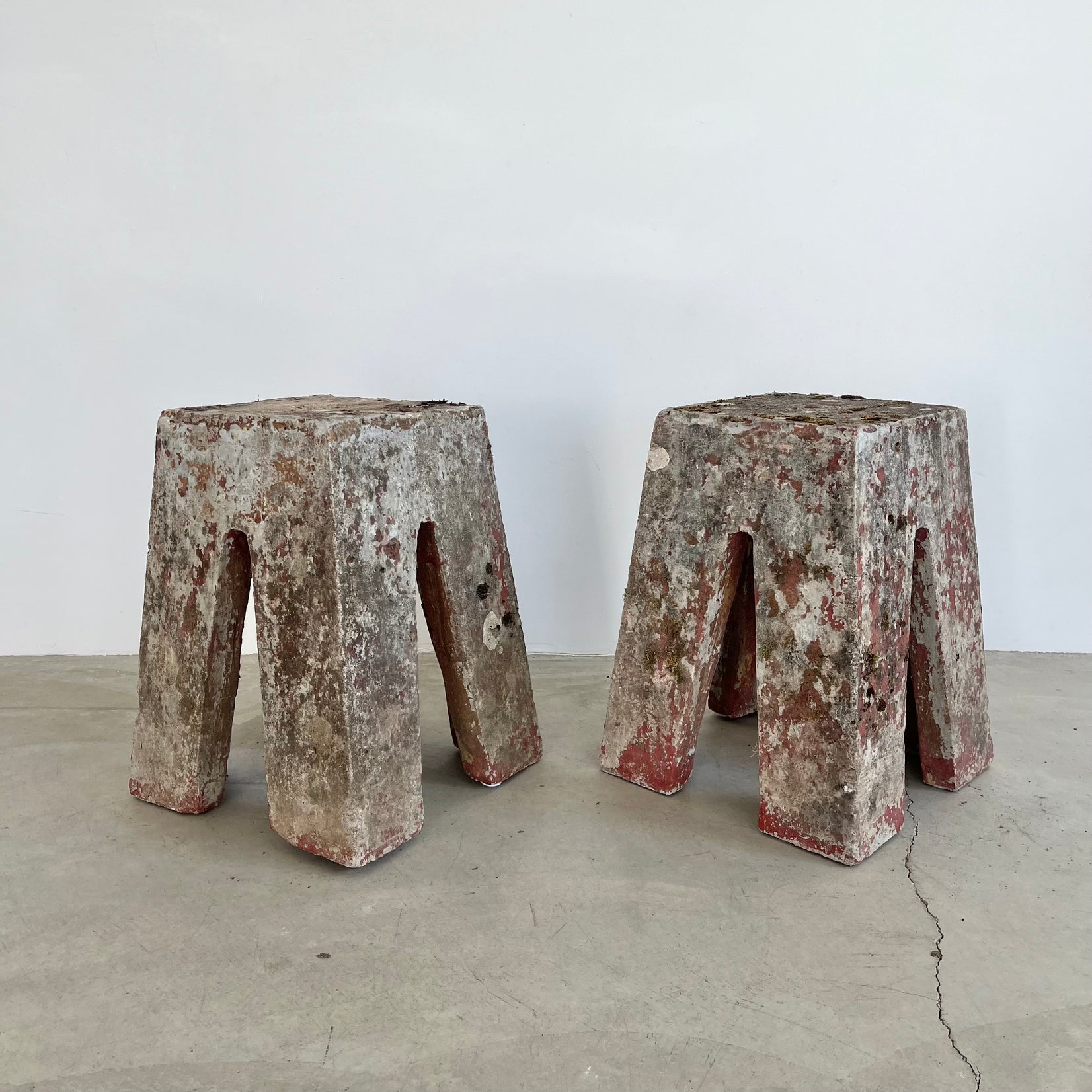 Pair of Sculptural Concrete Stools or Side Tables, 1960s France