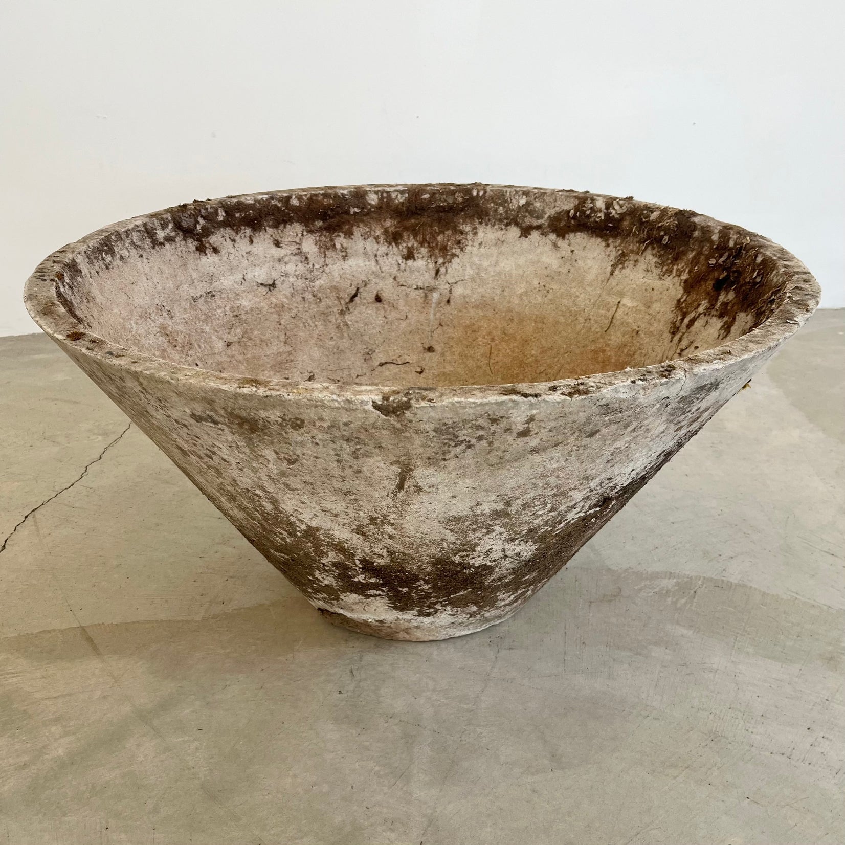 Willy Guhl Concrete Cone Flower Pot, 1960s Switzerland