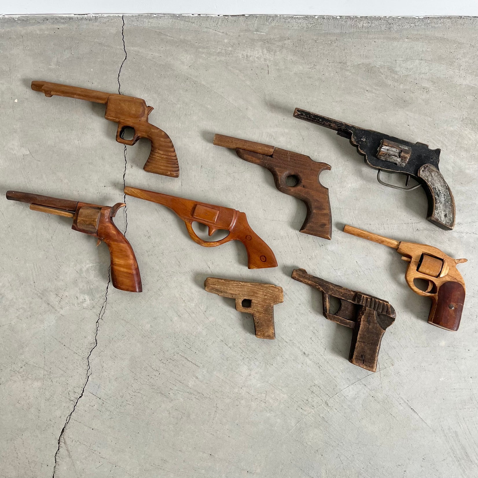Set of 8 Wood Toy Guns