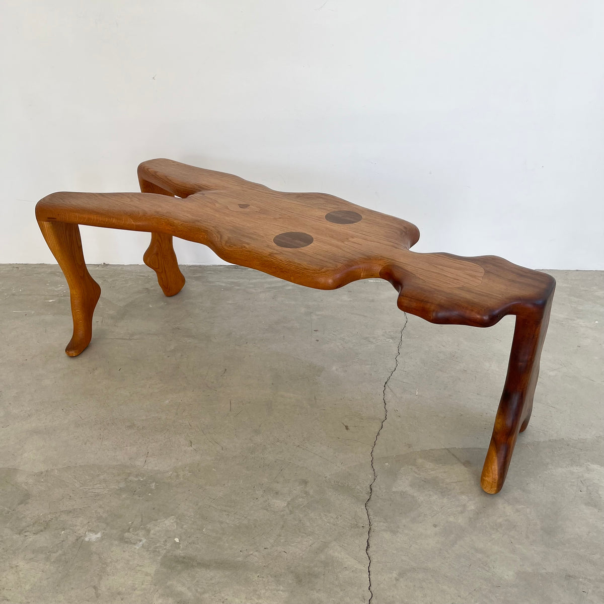 "Lady Table"