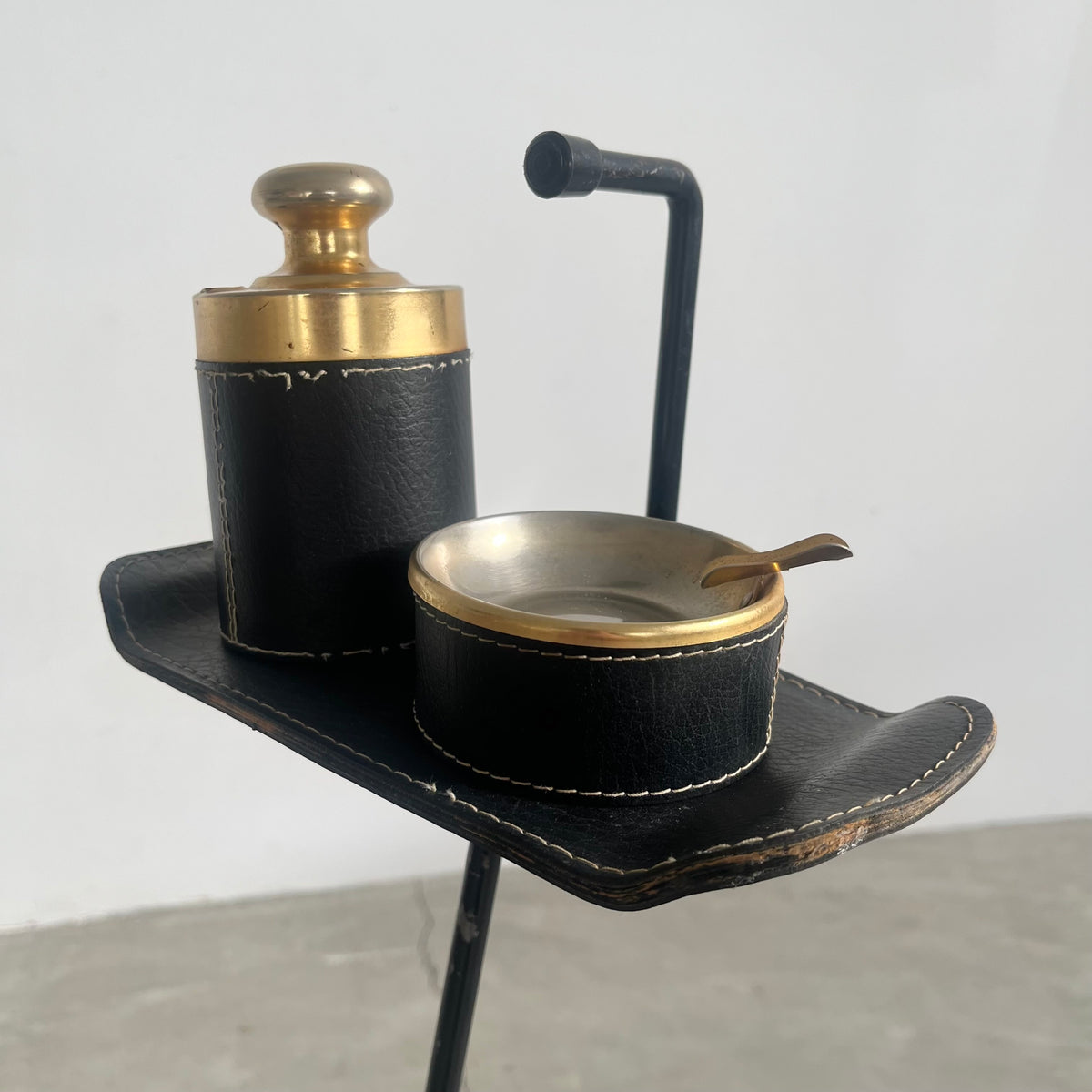 Smoking Stand