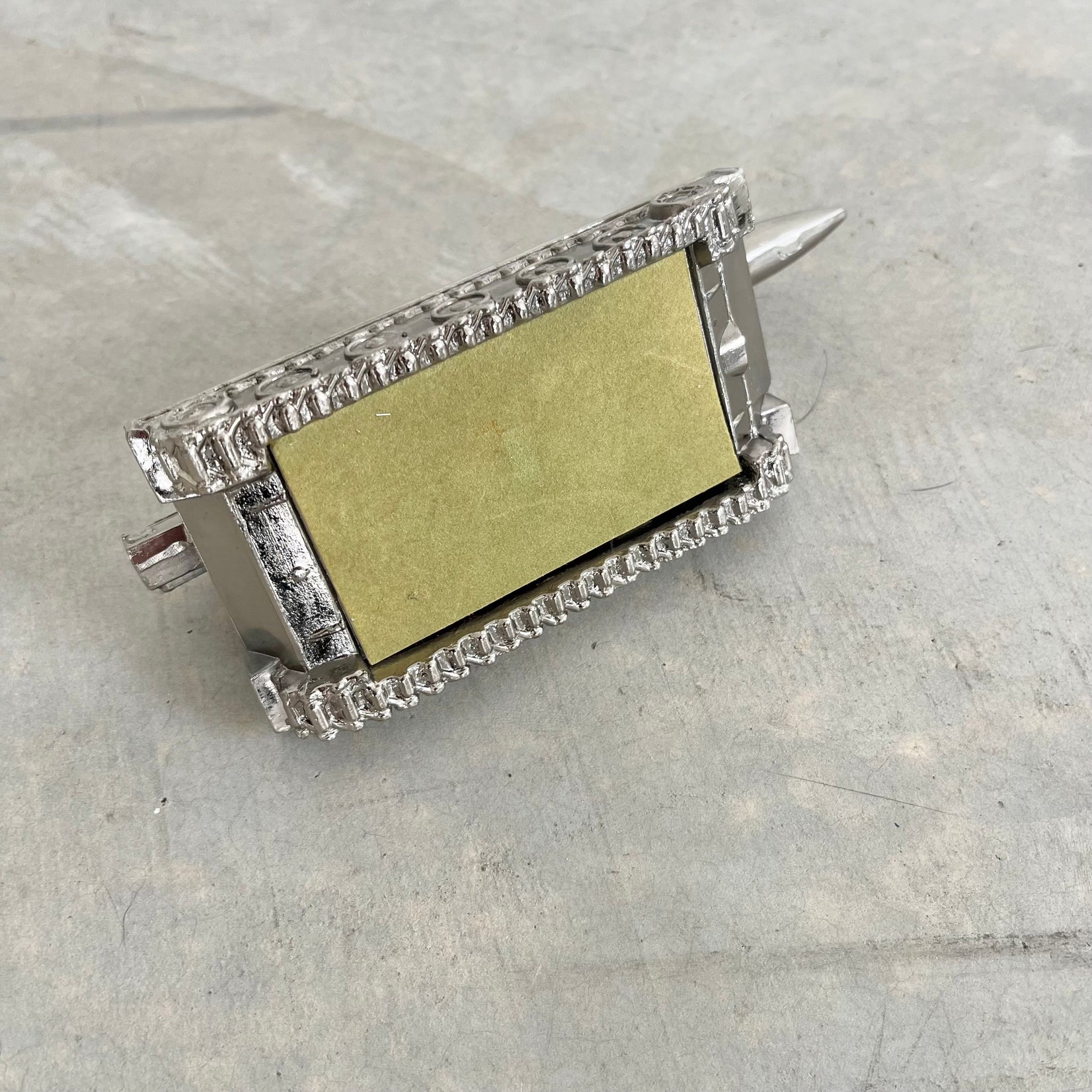 Tank Table Lighter