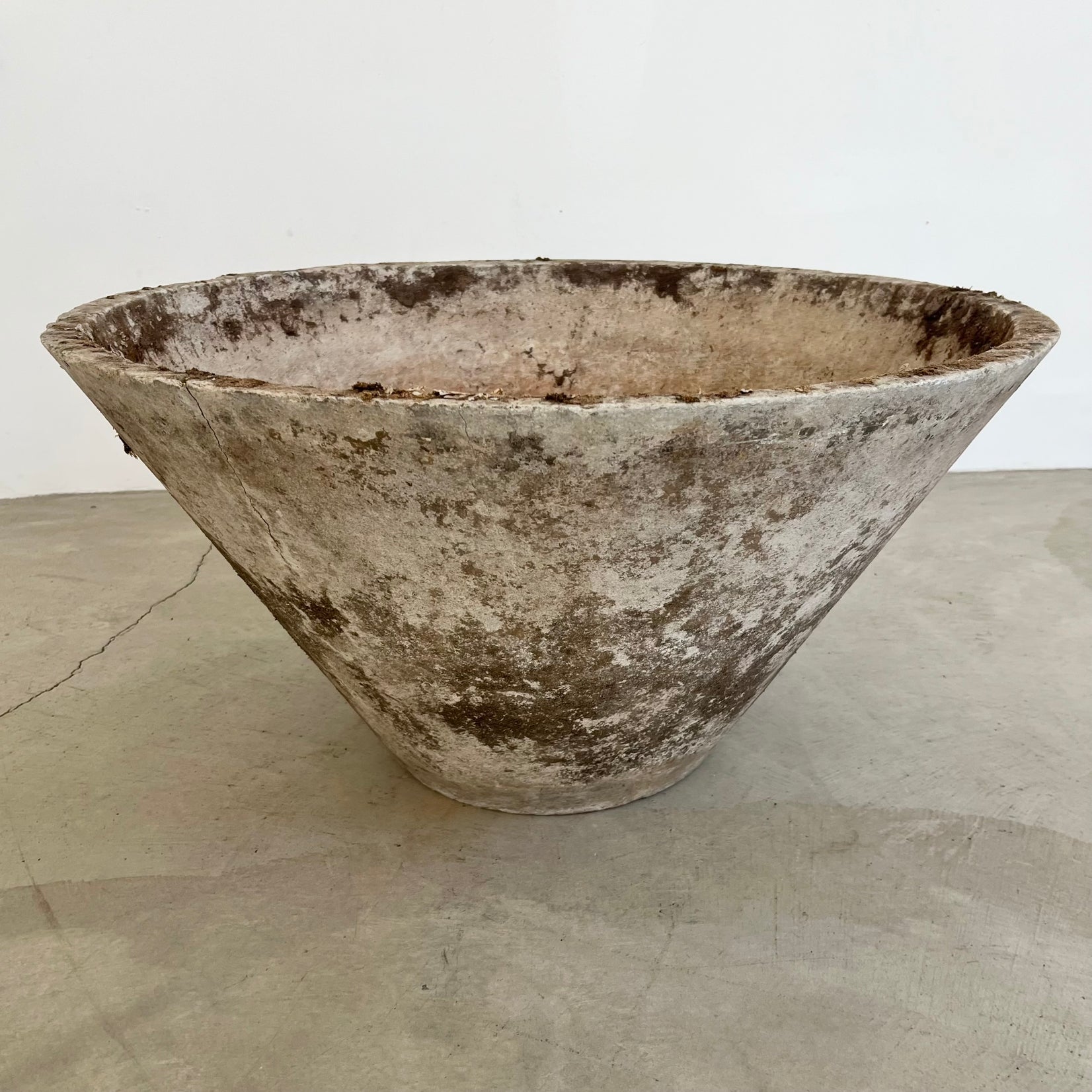 Willy Guhl Concrete Cone Flower Pot, 1960s Switzerland