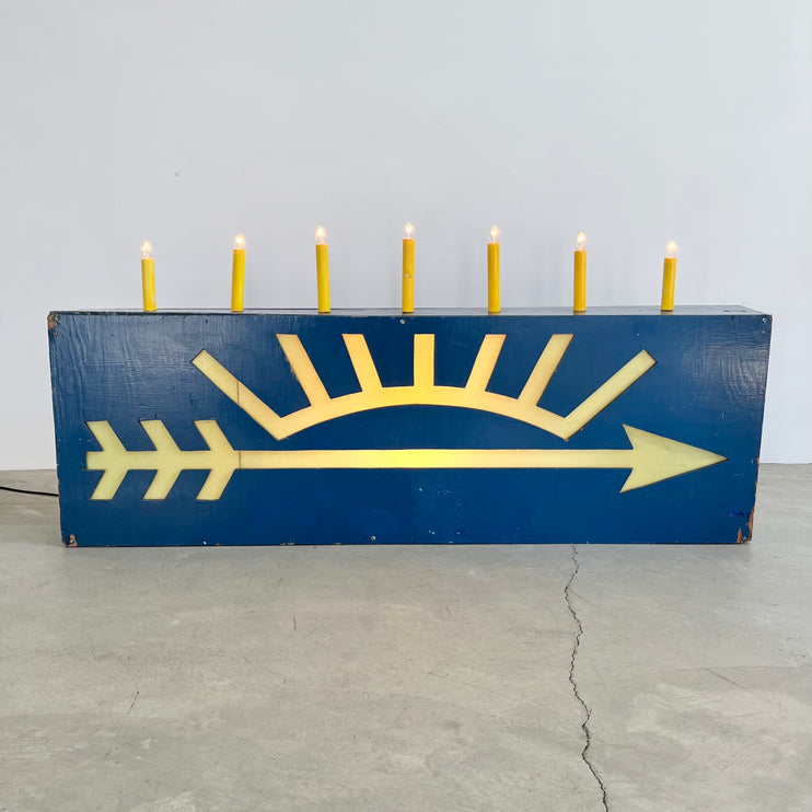 Illuminated 'Arrow of Light' Cub Scout Sign