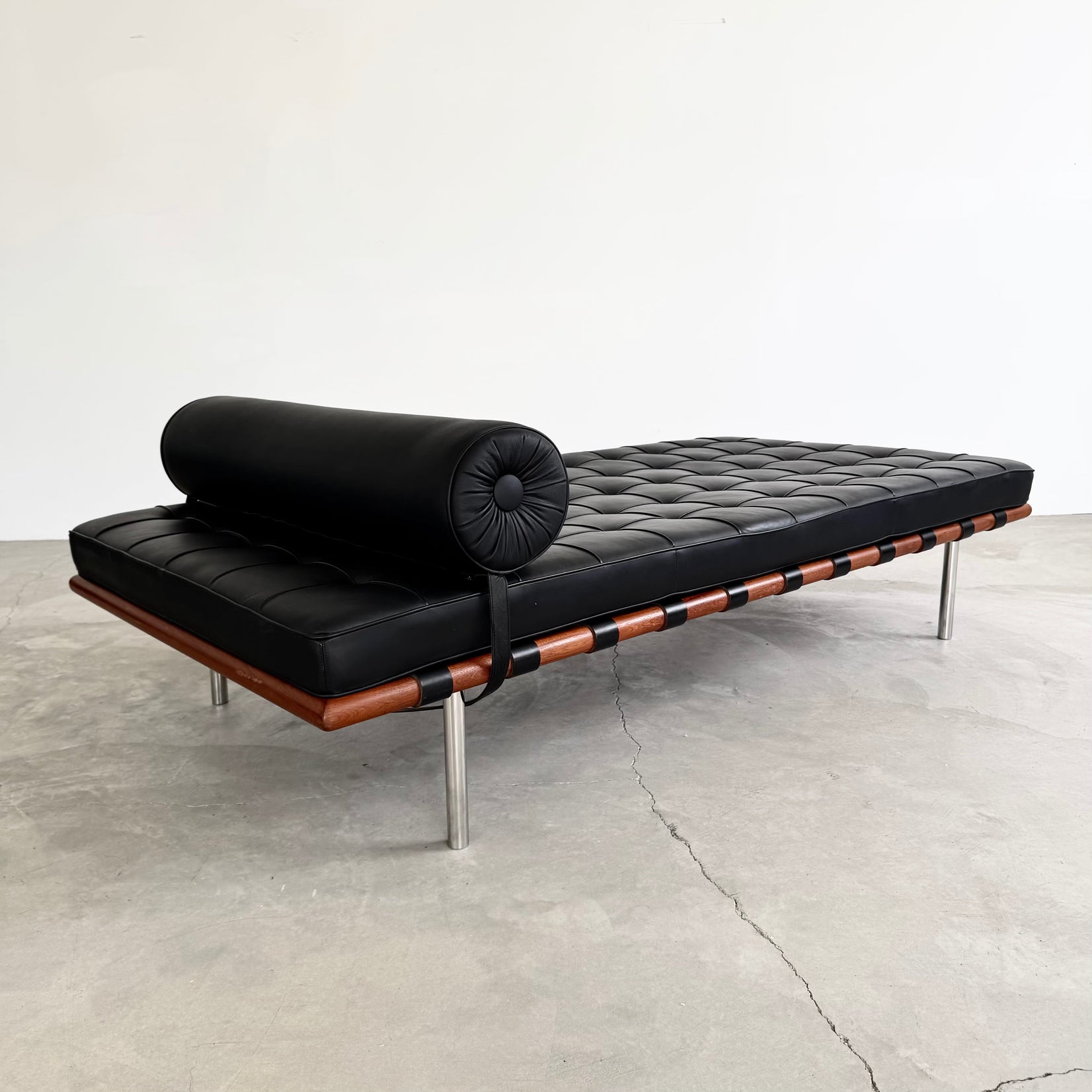 Barcelona Daybed
