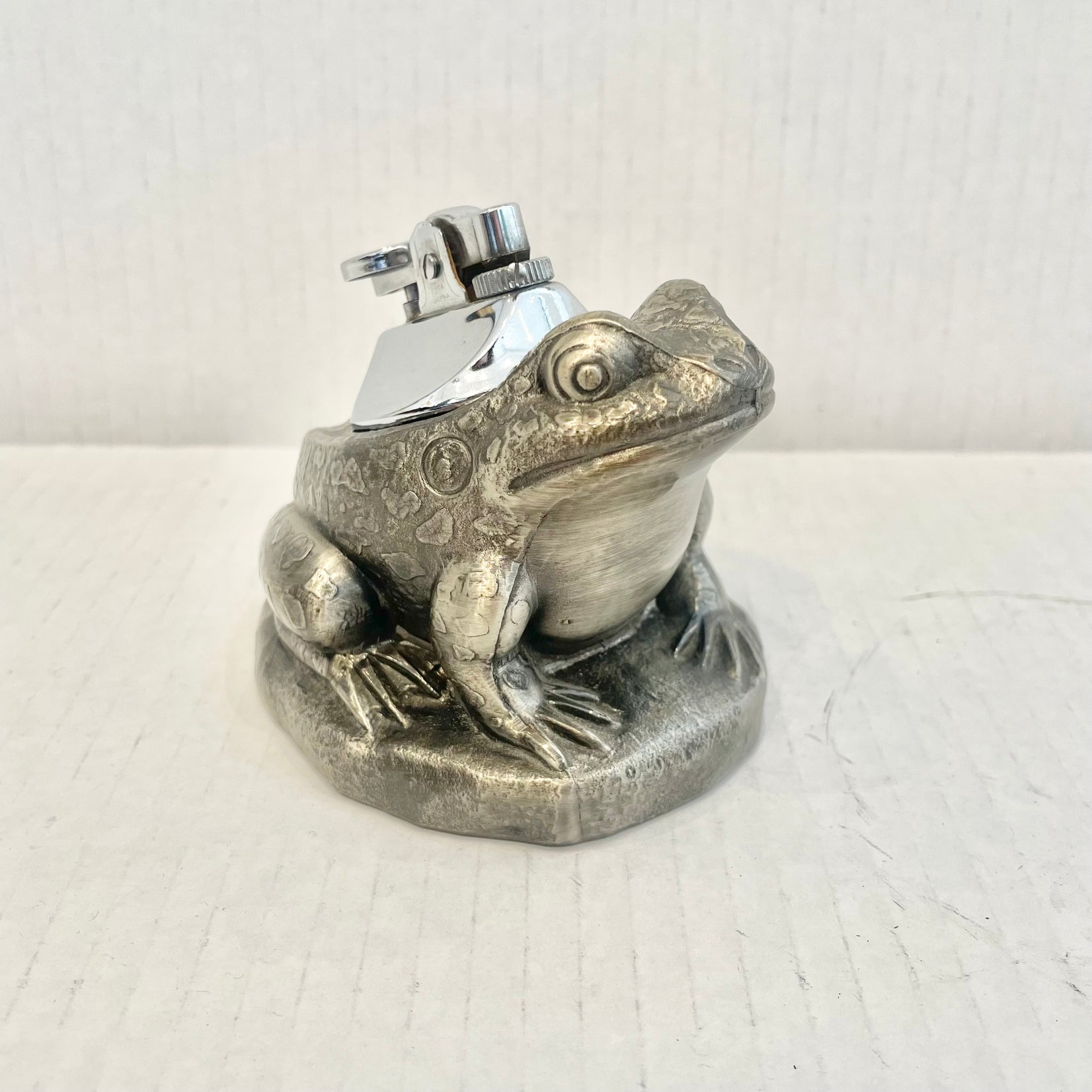 Frog Lighter, 1980s Japan