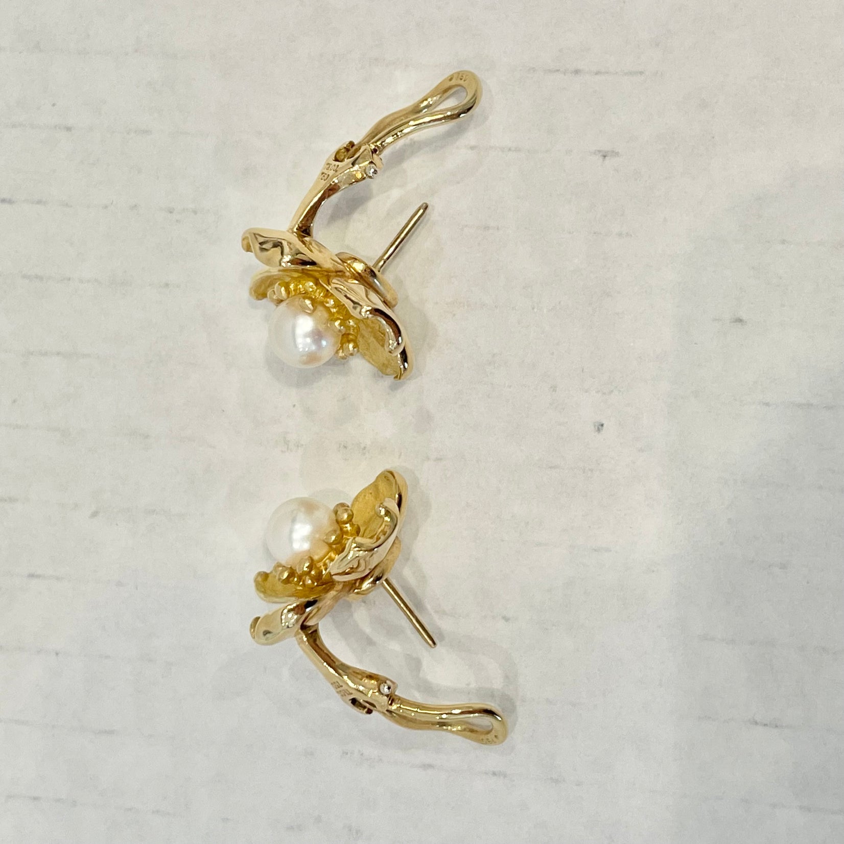 Tiffany & Co. Dogwood & Pearl Earrings in 18 Karat Yellow Gold