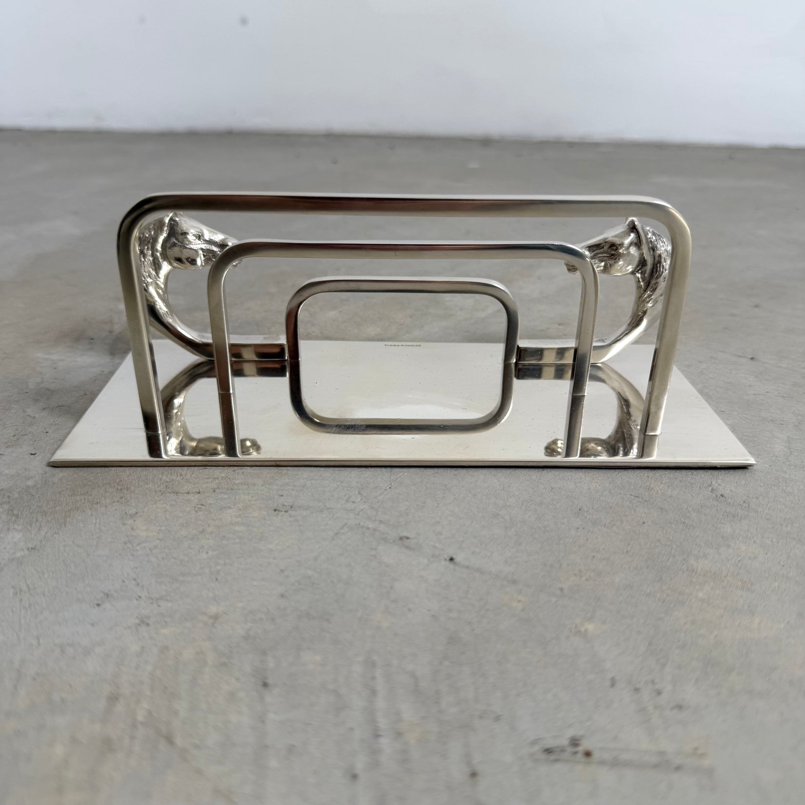 Hermes Mail Holder