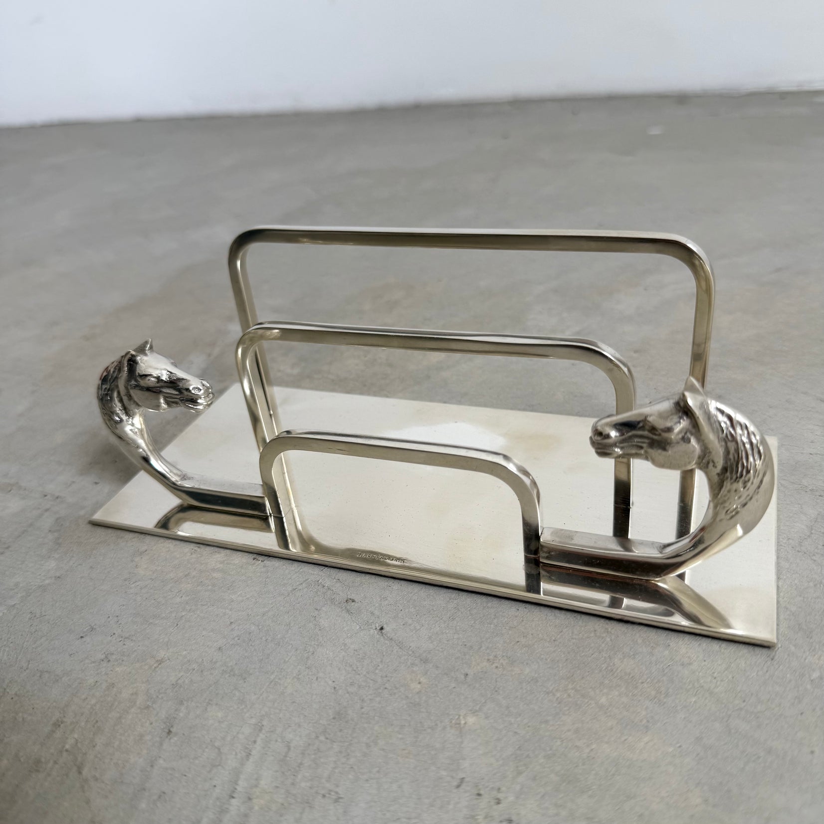 Hermes Mail Holder