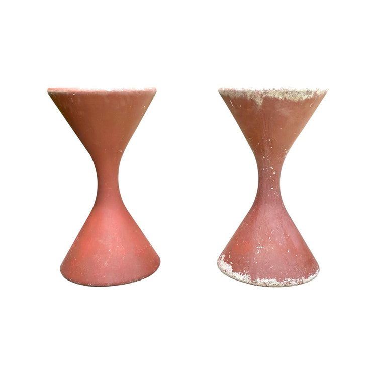 Concrete Diabolo Hourglass Planters