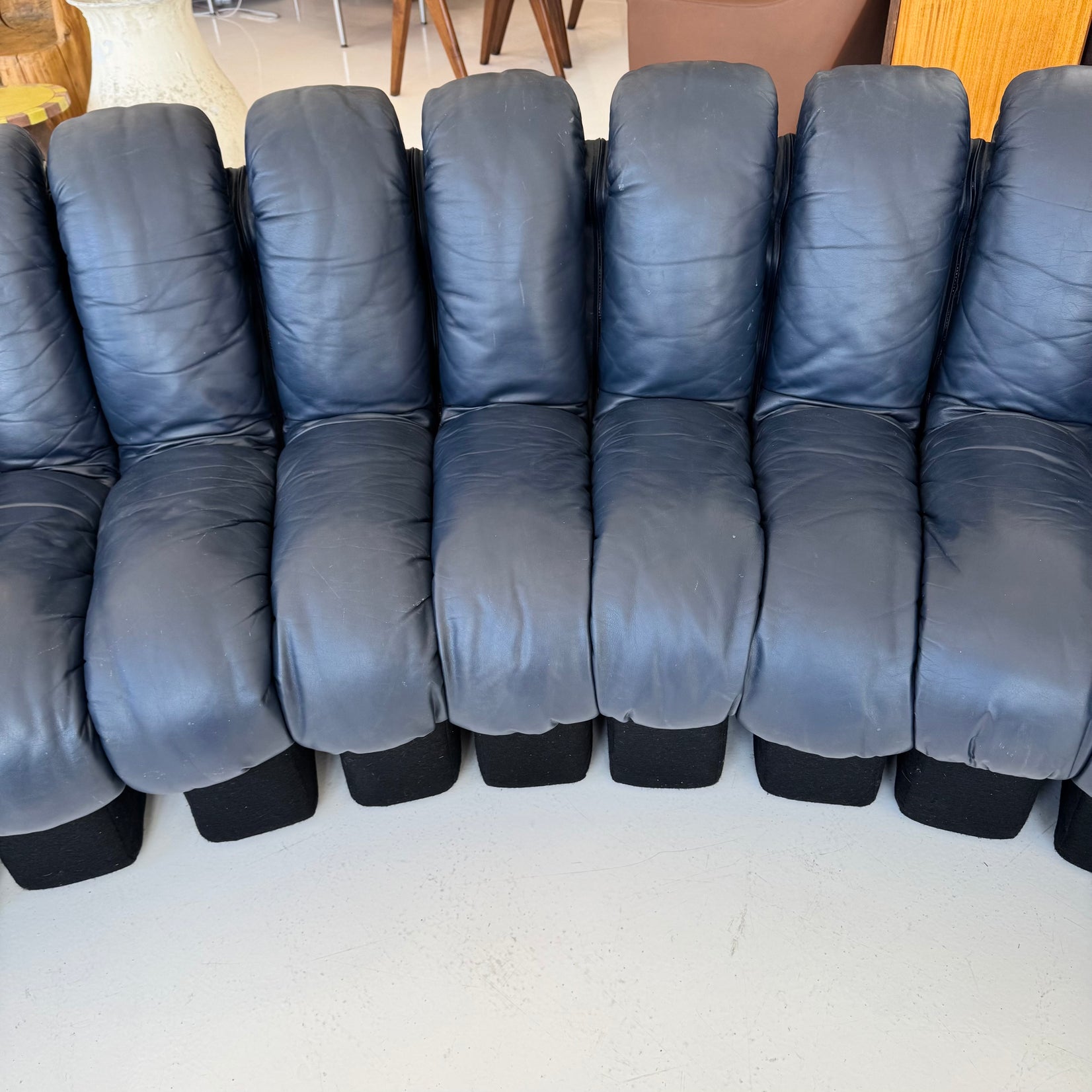 Non-Stop 10 Element Leather Sofa