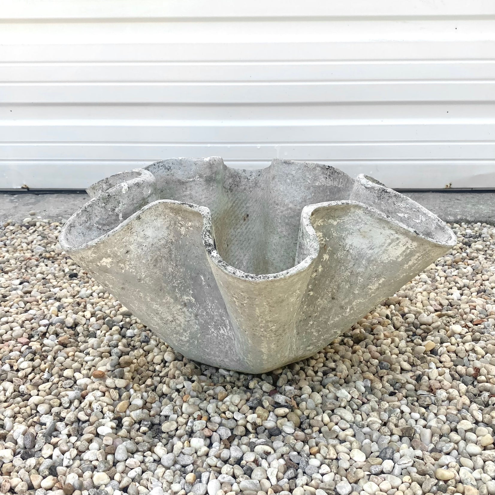 Clam Shell Planters